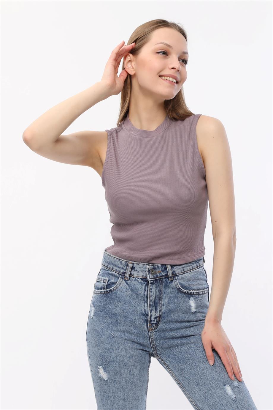Lila Kolsuz Crop