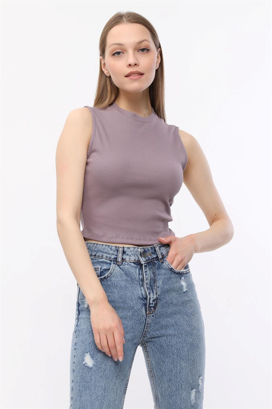 Lila Kolsuz Crop