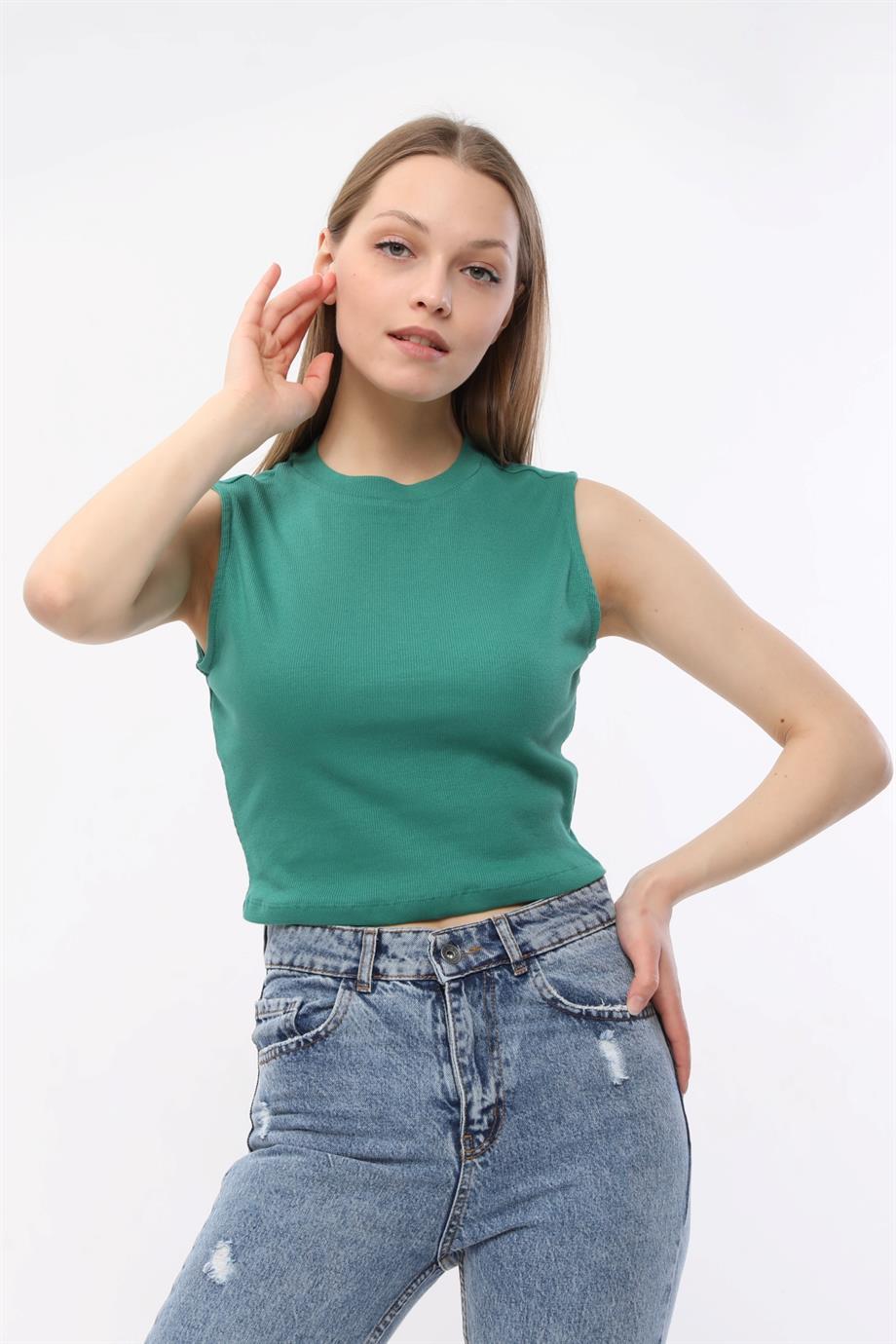 Yeşil Kolsuz Crop