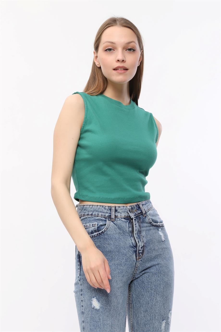 Yeşil Kolsuz Crop