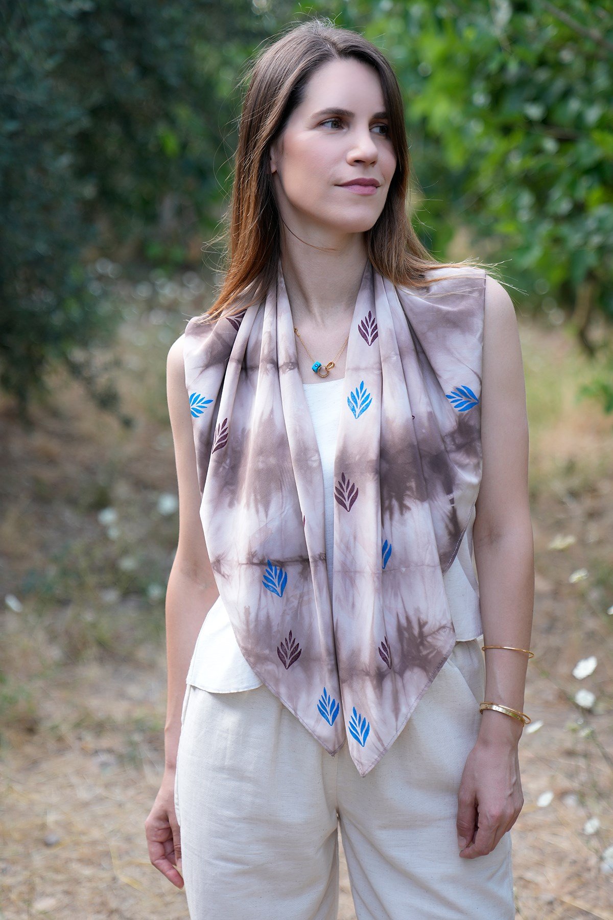 %100 İpek Batik Eşarp Kahve - Mavi Desenli