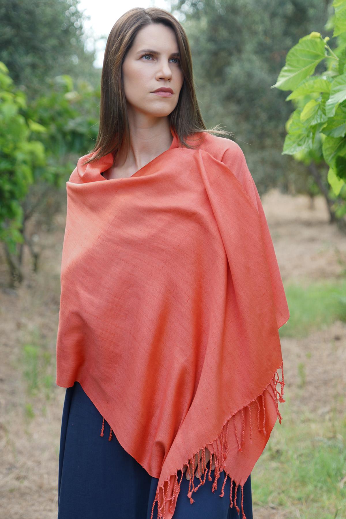 El Sağımı %100 İpek El Dokuması Şal 65 x 190 cm - Nar Çiçeği 