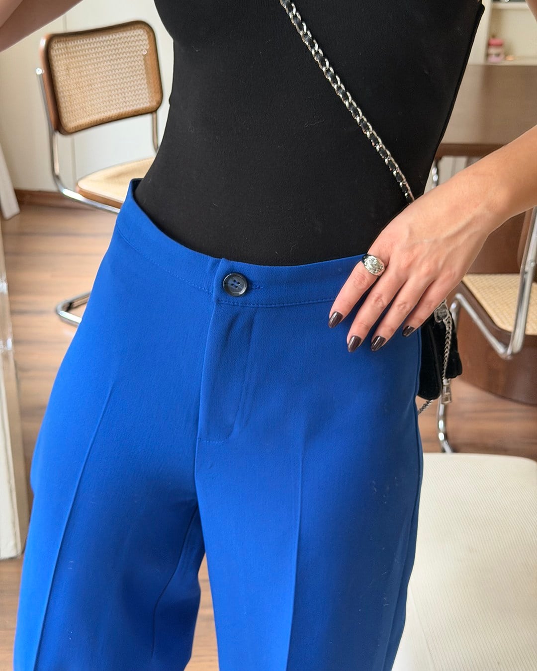 Arkası Lastikli Saks Mavisi Pantolon