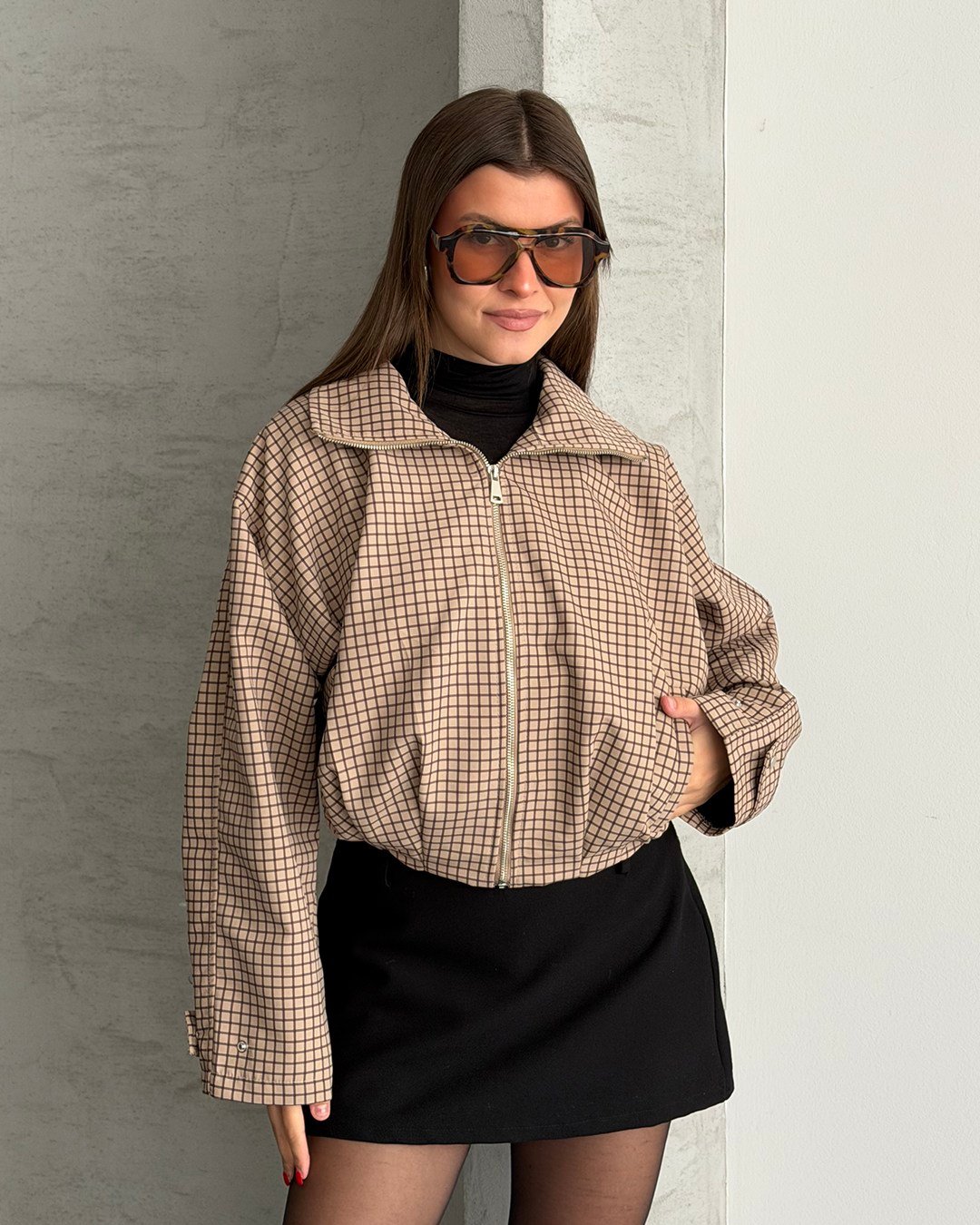 Bej Grid Desenli Fermuarlı Crop Ceket