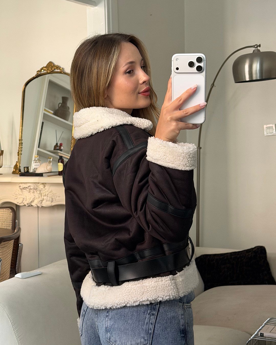 Bej Peluşlu Kemerli Peluş Astarlı Crop Kahverengi Ceket