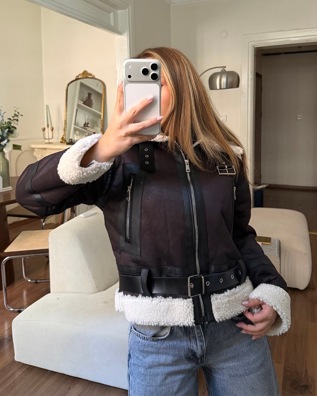 Bej Peluşlu Kemerli Peluş Astarlı Crop Kahverengi Ceket