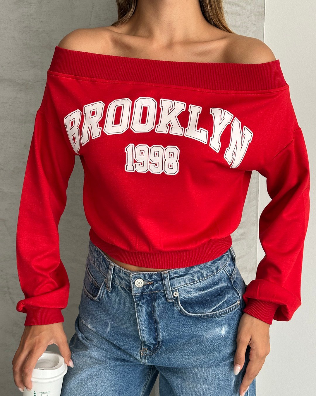 Brooklyn 1998 Baskılı Kayık Yaka Kırmızı Bluz