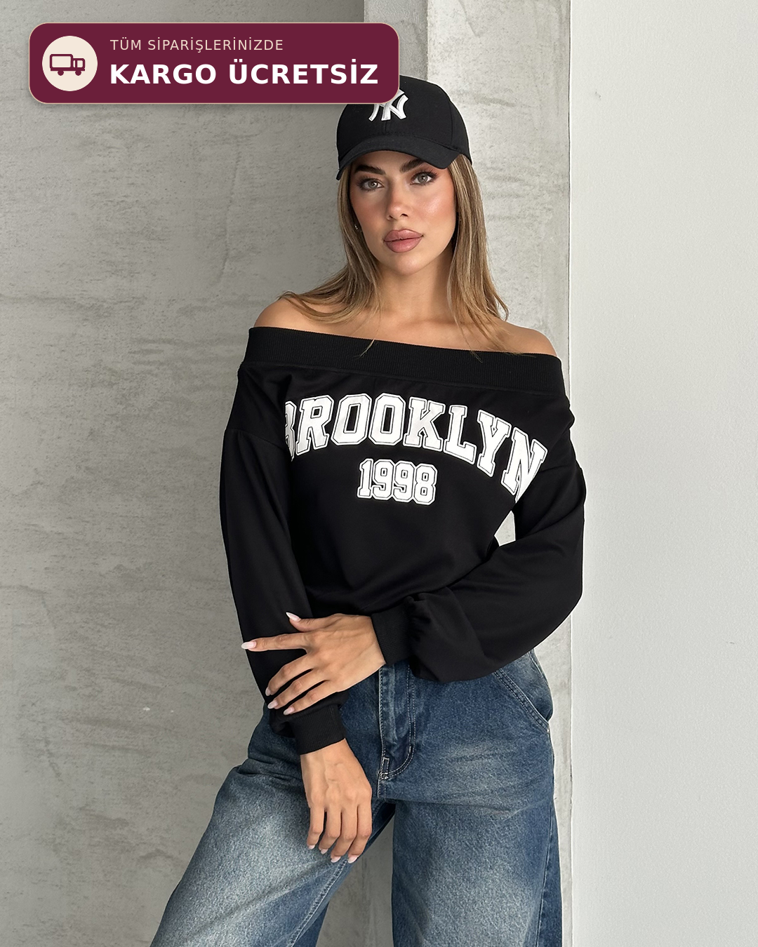 Brooklyn 1998 Baskılı Kayık Yaka Siyah Bluz