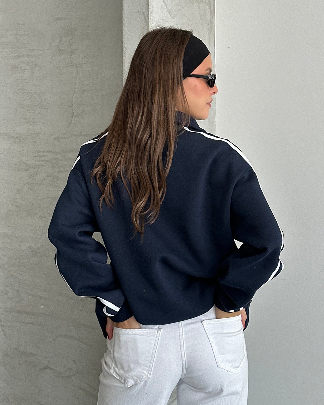 California Baskılı Şeritli Lacivert Sweatshirt