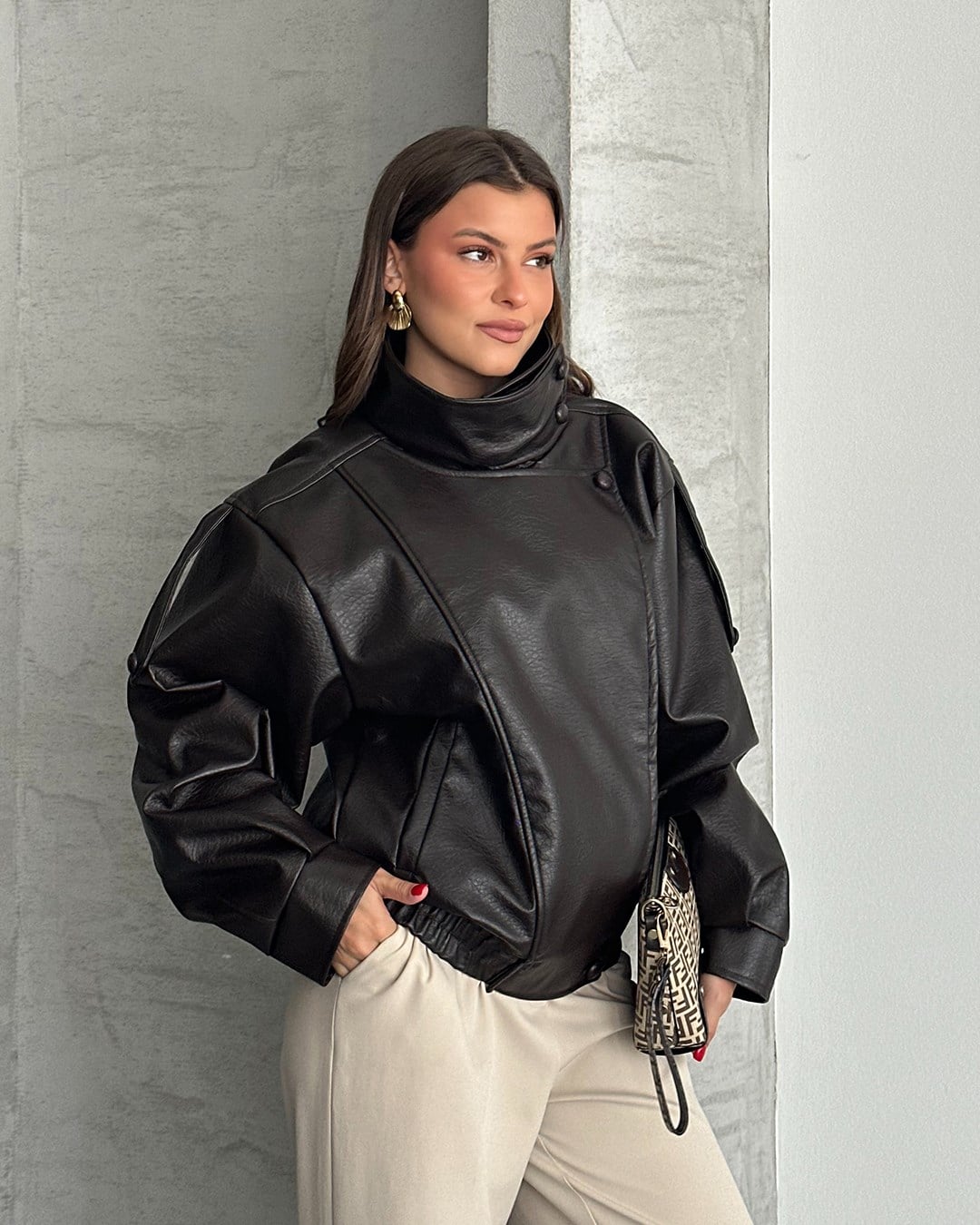 Çıtçıtlı Yüksek Yakalı Kahverengi Deri Ceket
