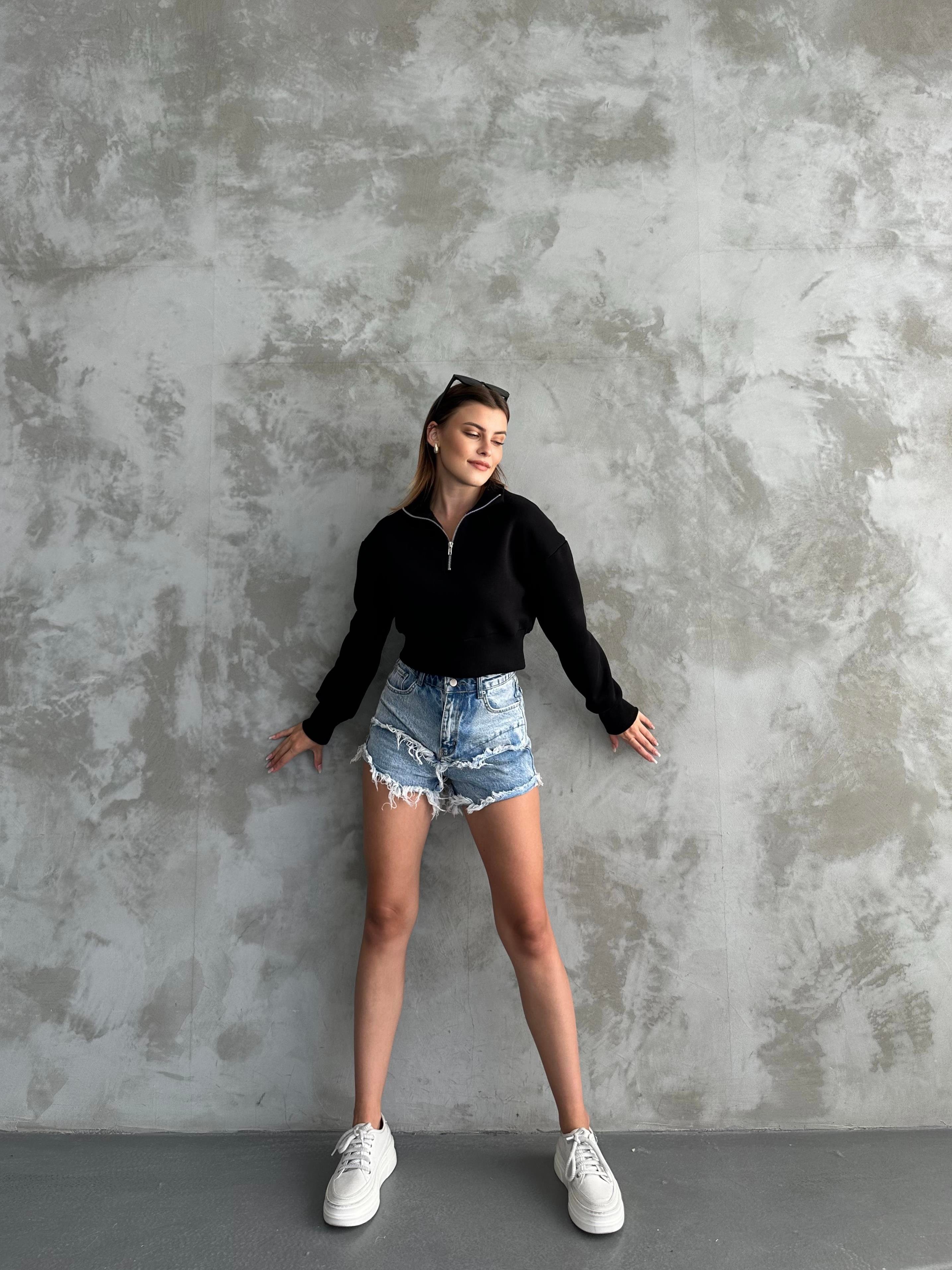 Crop Yarım Yaka Siyah Sweatshirt