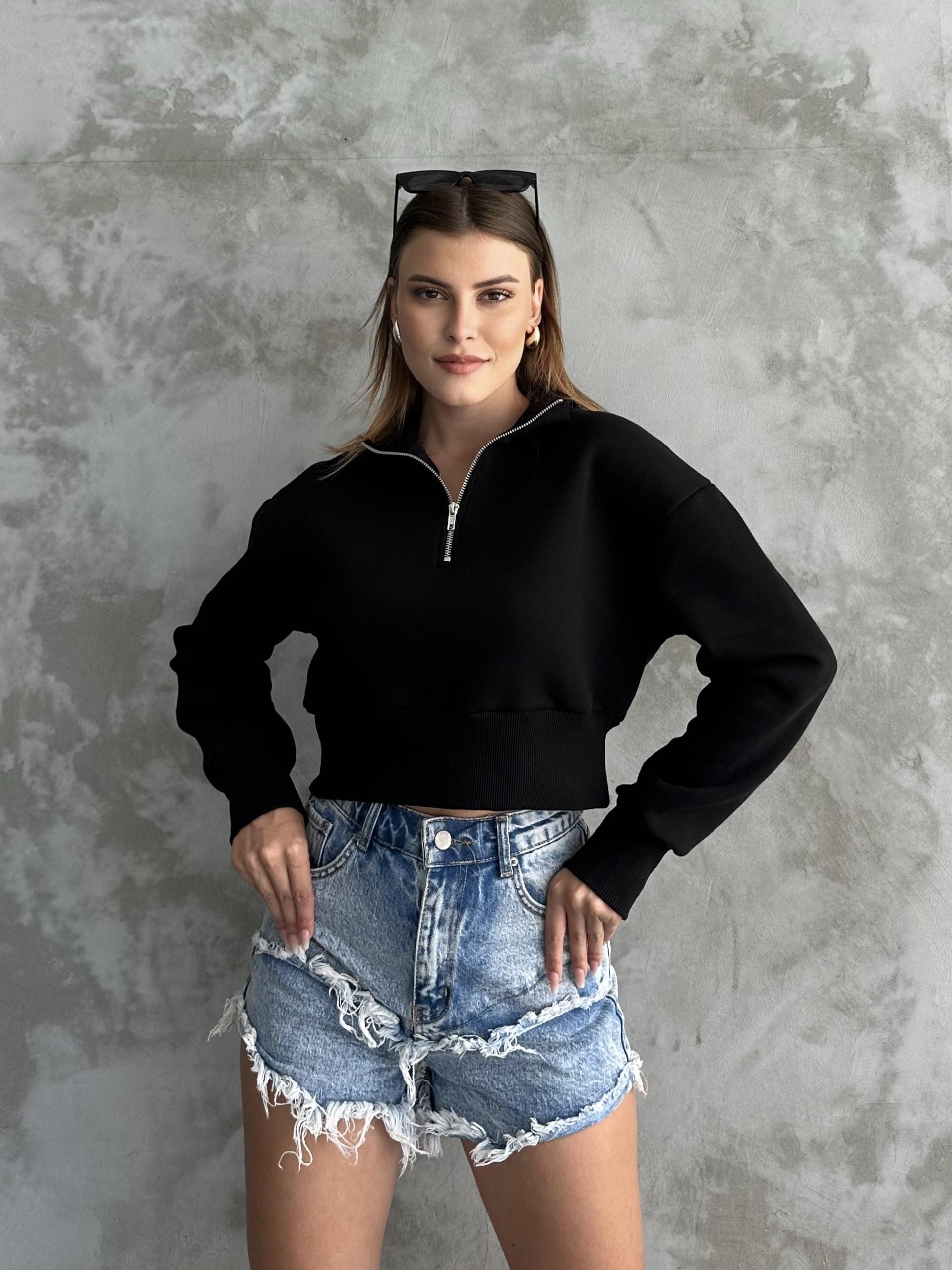 Crop Yarım Yaka Siyah Sweatshirt