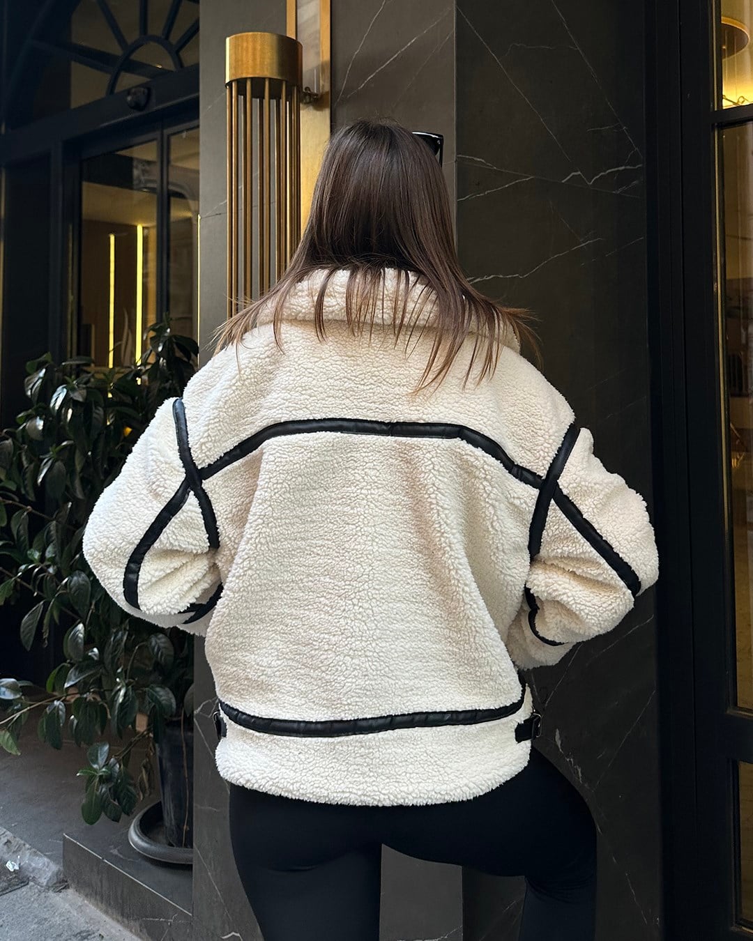 Dolly Deri Biyeli Oversize Peluş Mont