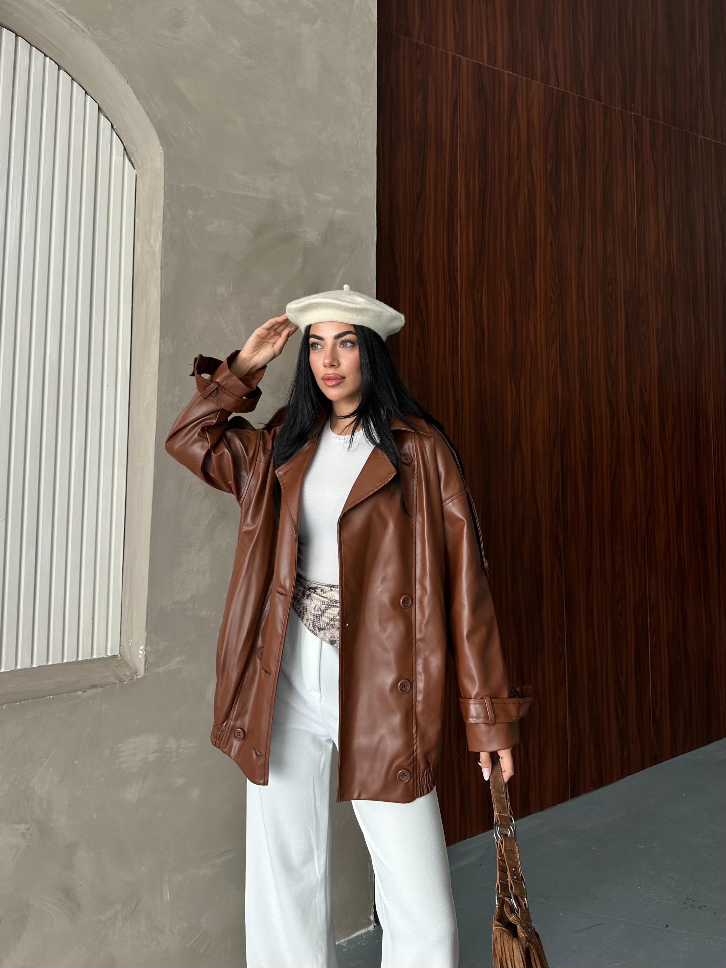 Düşük Omuzlu Oversize Kahverengi Deri Ceket