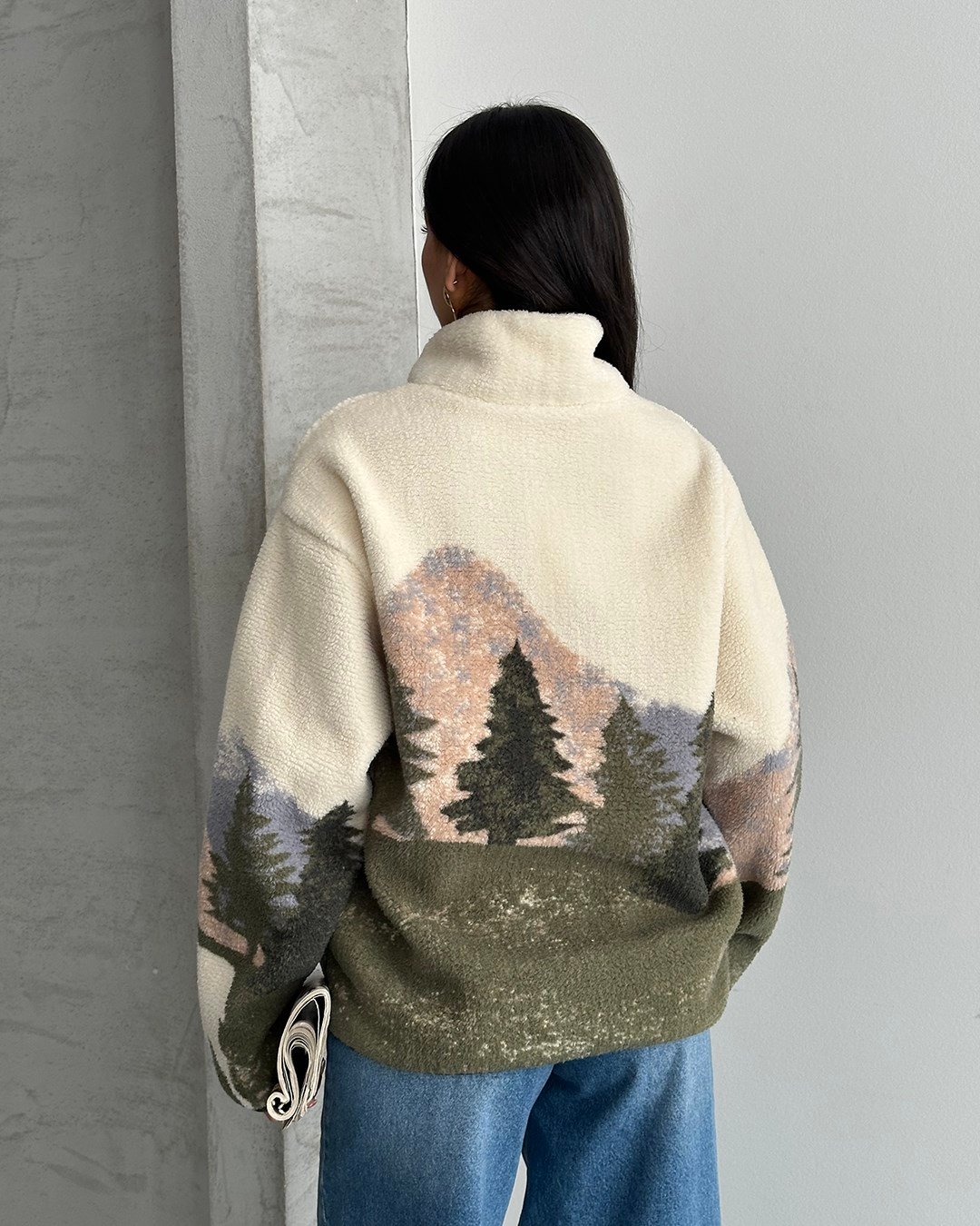 Geyik Desenli Yarım Fermuarlı Polar Sweatshirt