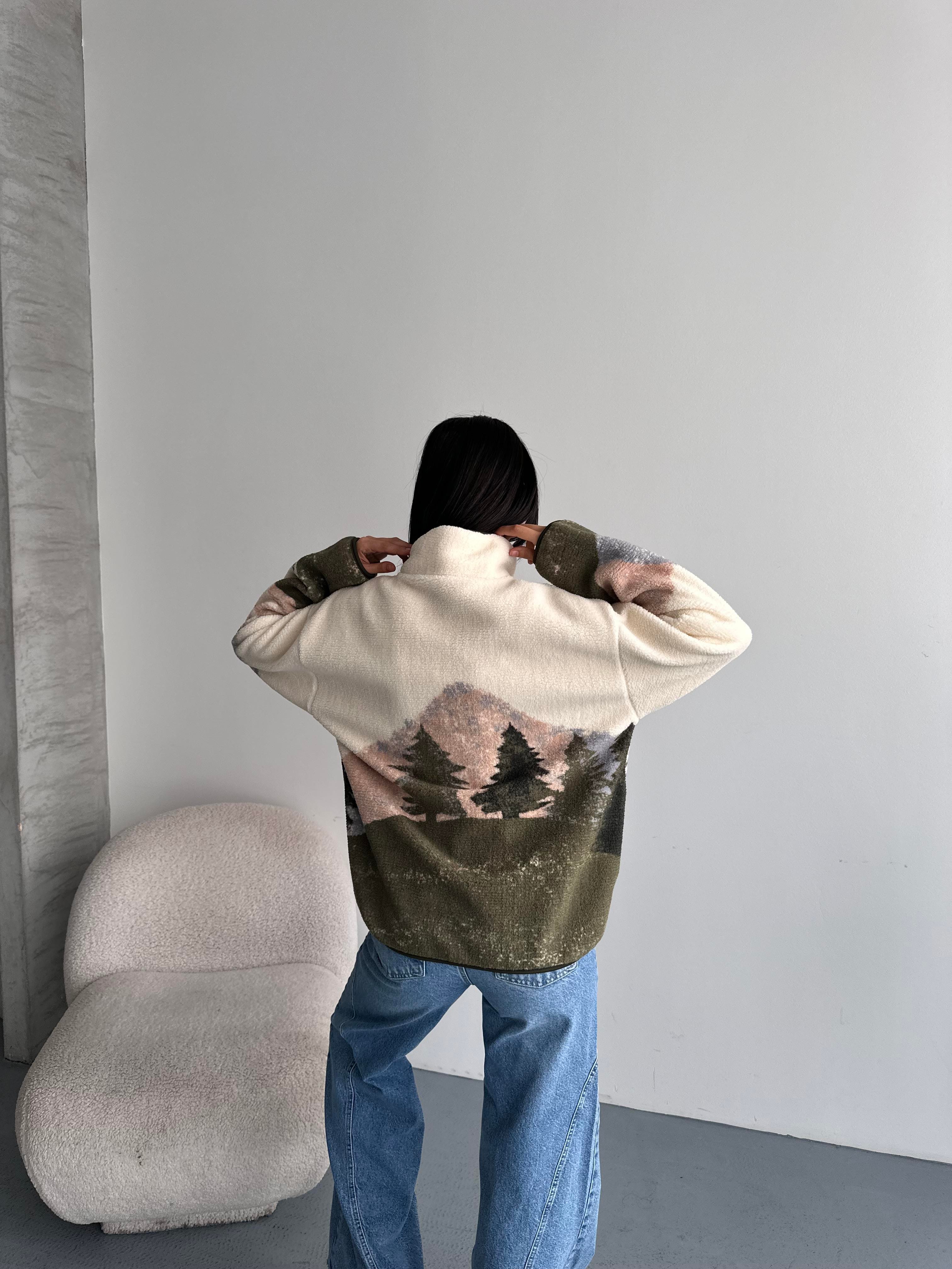 Geyik Desenli Yarım Fermuarlı Polar Sweatshirt