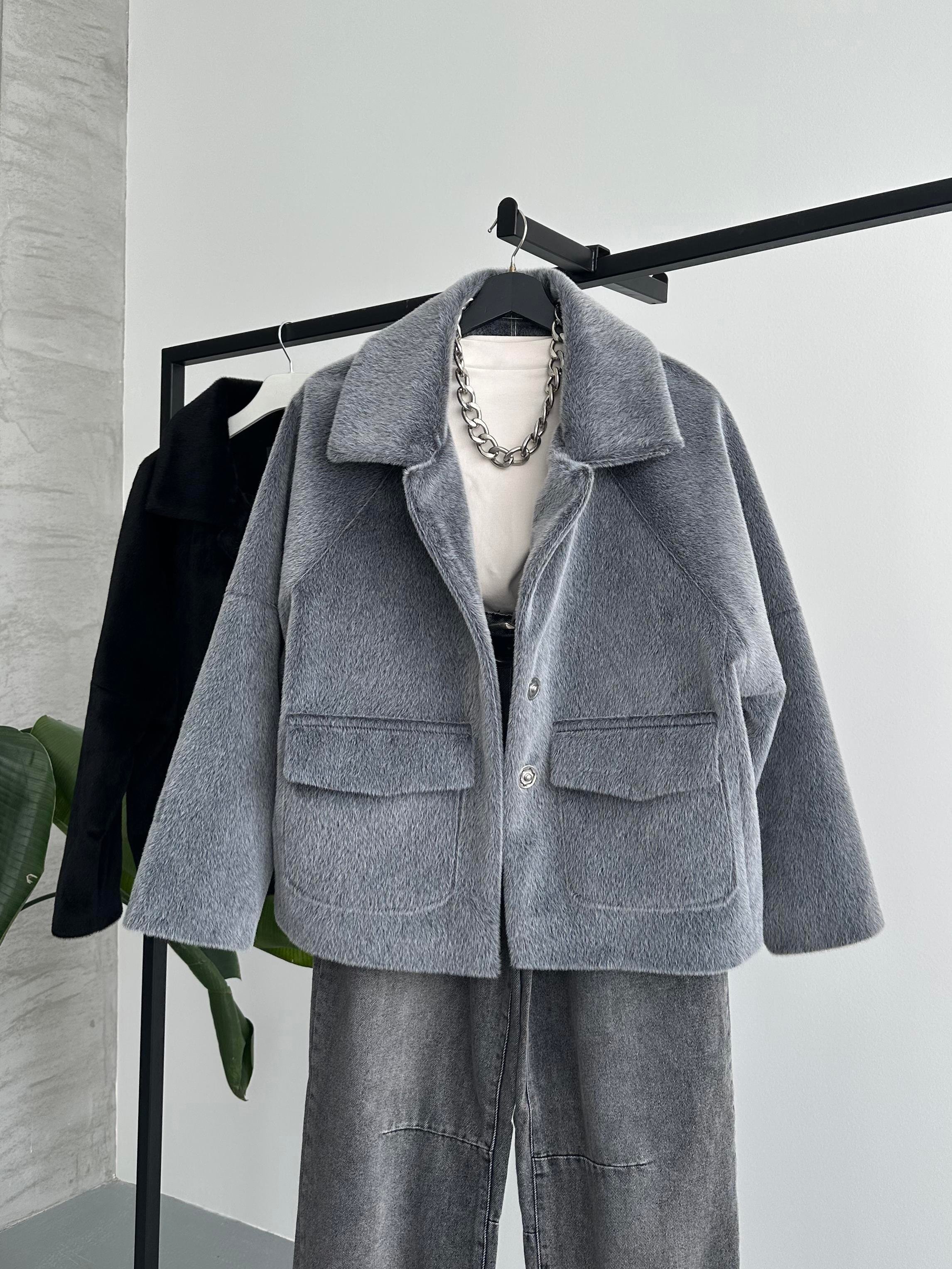Gri Peluş Kaşe Ceket