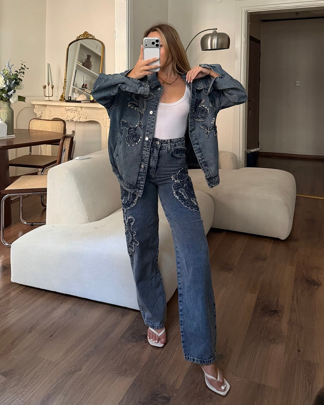 Gül Aplikeli Taşlı Denim Ceket Pantolon Takım