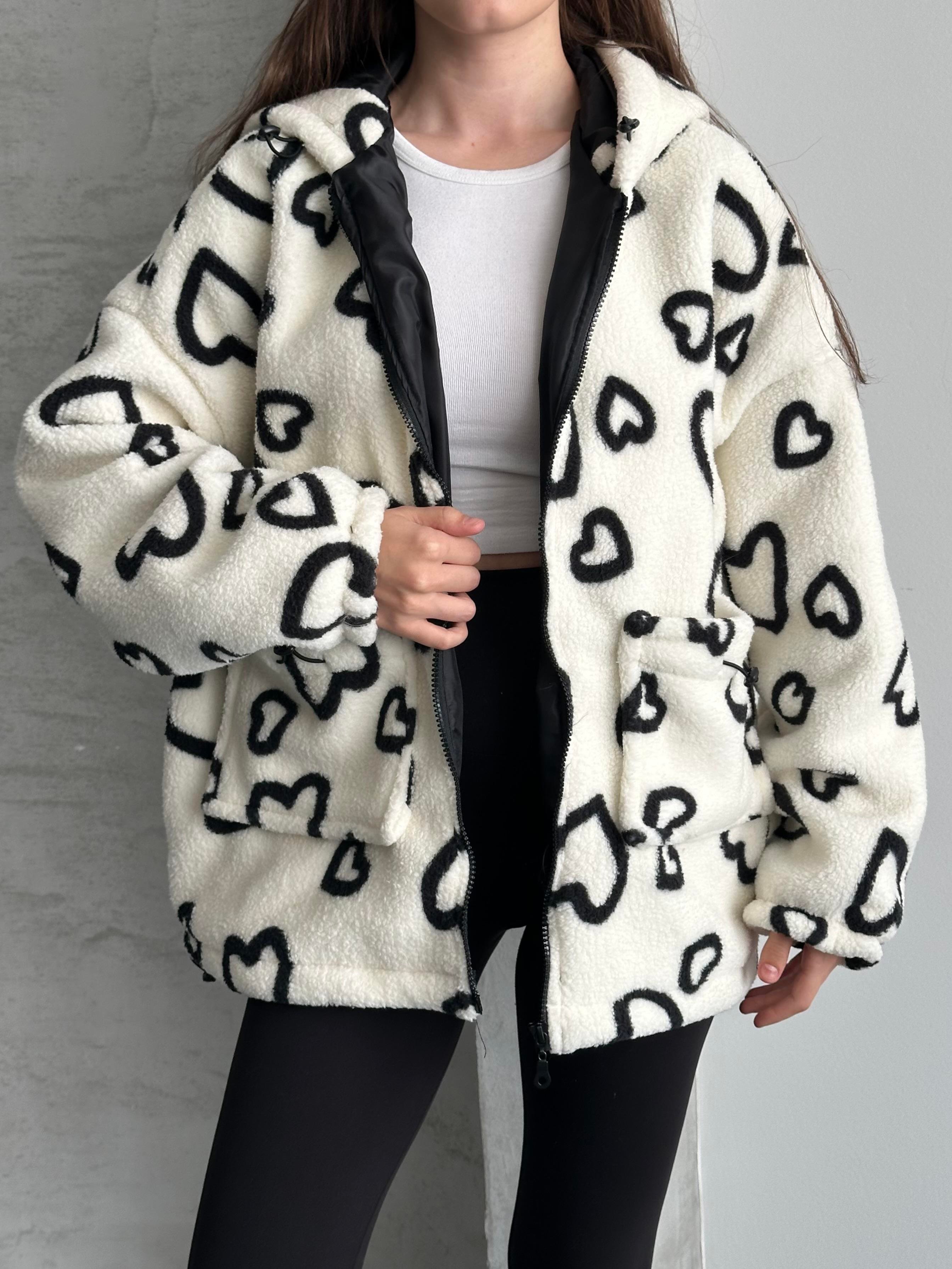 Heart Oversize Kapüşonlu Beyaz Peluş Mont