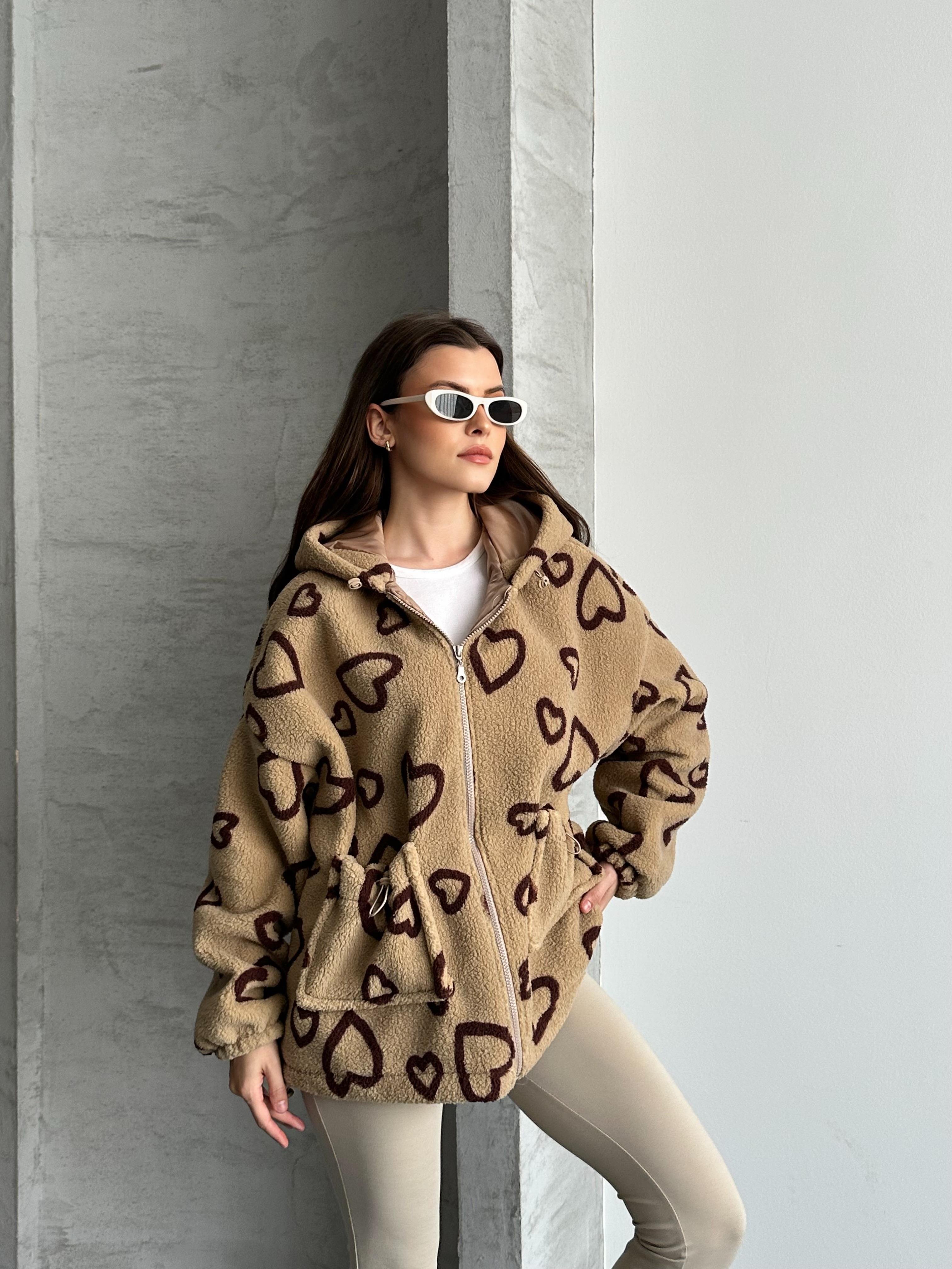 Heart Oversize Kapüşonlu Kahverengi Peluş Mont