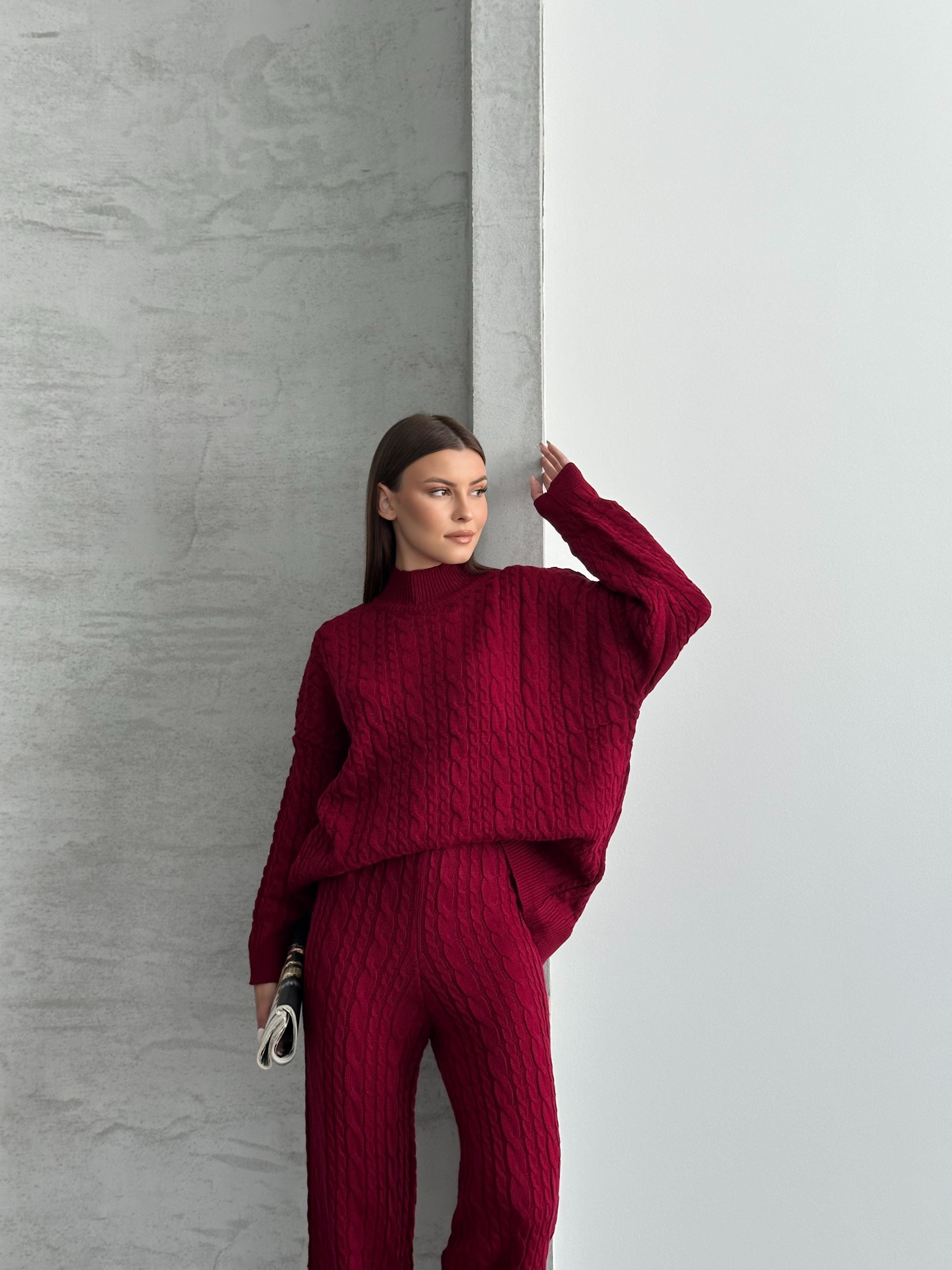 Kablo Örgü Bordo Triko Takım (Üçlü Set: Kazak, Pantolon, Atkı)
