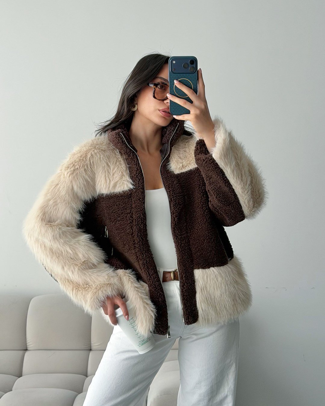 Kahverengi Kürk Detaylı Fermuarlı Peluş Mont