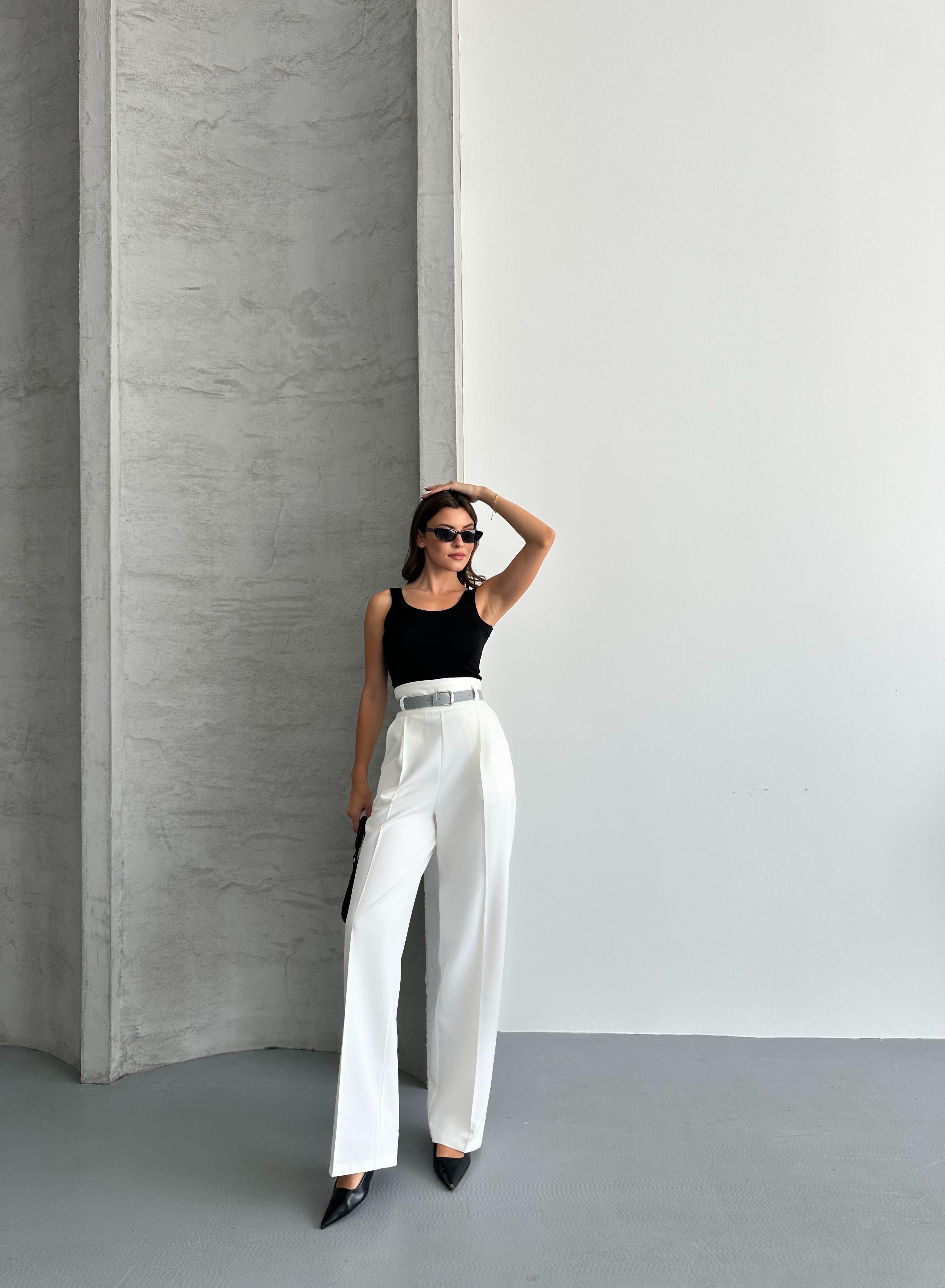 Kemerli Beyaz Palazzo Pantolon