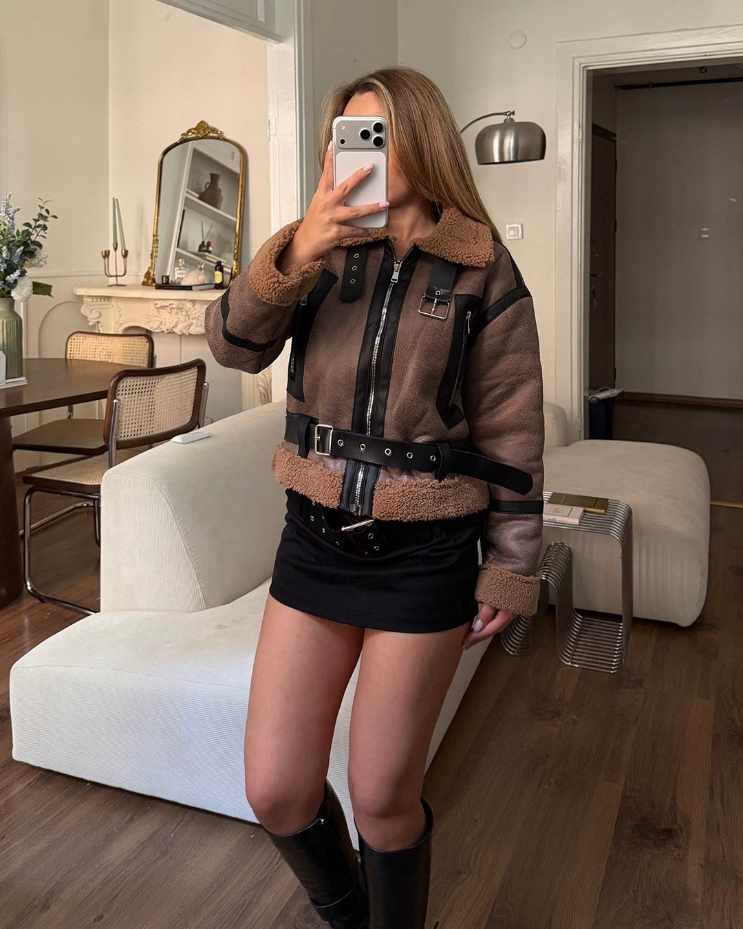 Kemerli Peluş Astarlı Crop Taba Ceket