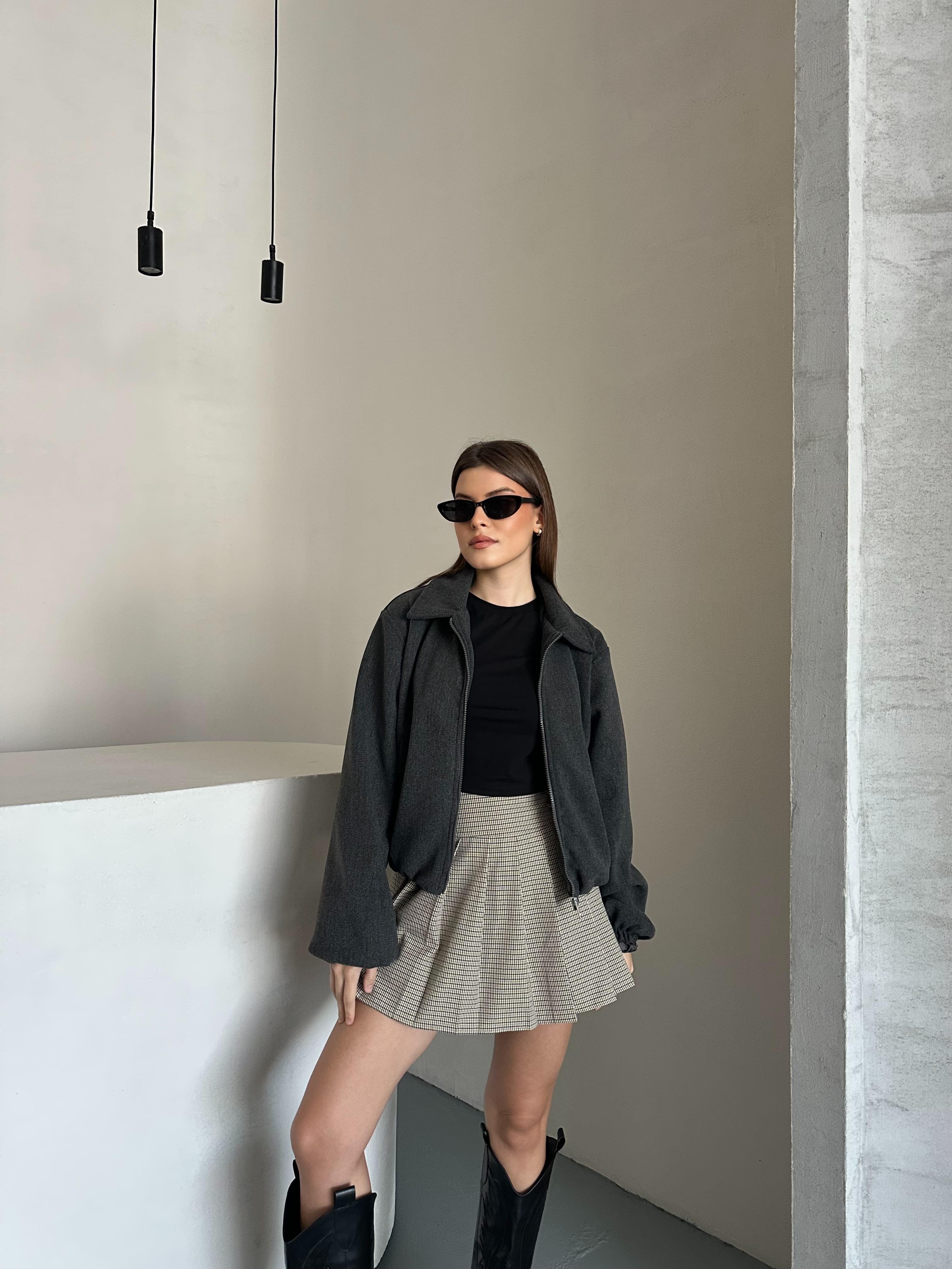 Kısa Oversize Antrasit Kaşe Ceket