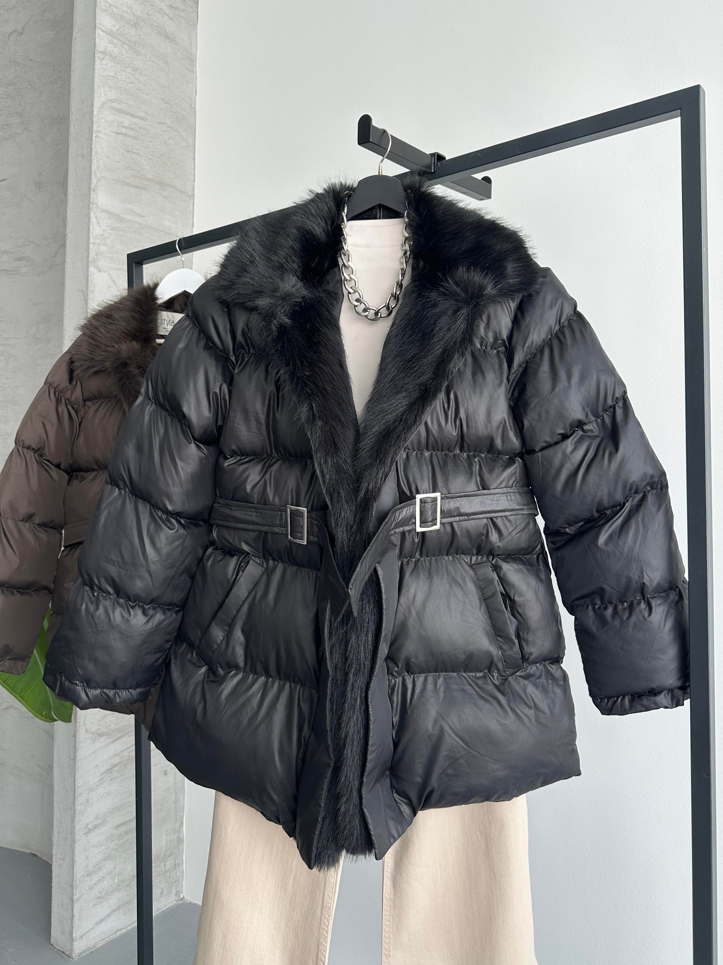 Kürk Detaylı Kemerli Şişme Siyah Mont