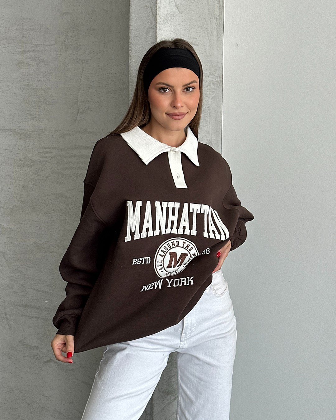 Manhattan Nakışlı Polo Yaka Kahverengi Sweatshirt