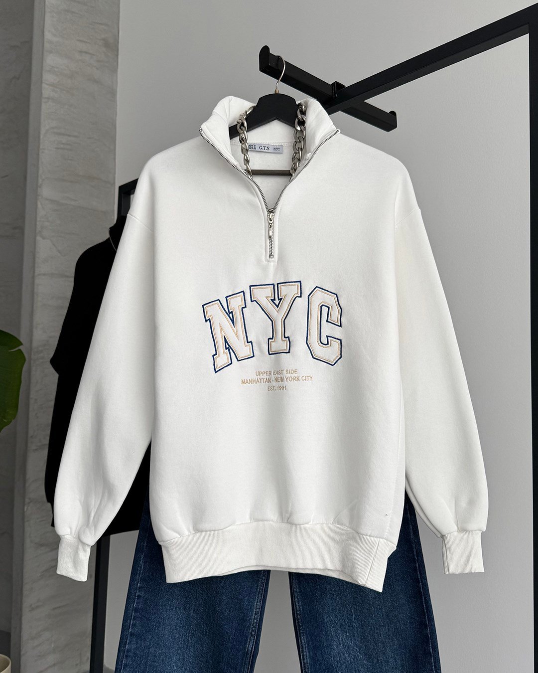 NYC Nakışlı Yarım Fermuarlı Oversize Beyaz Sweatshirt