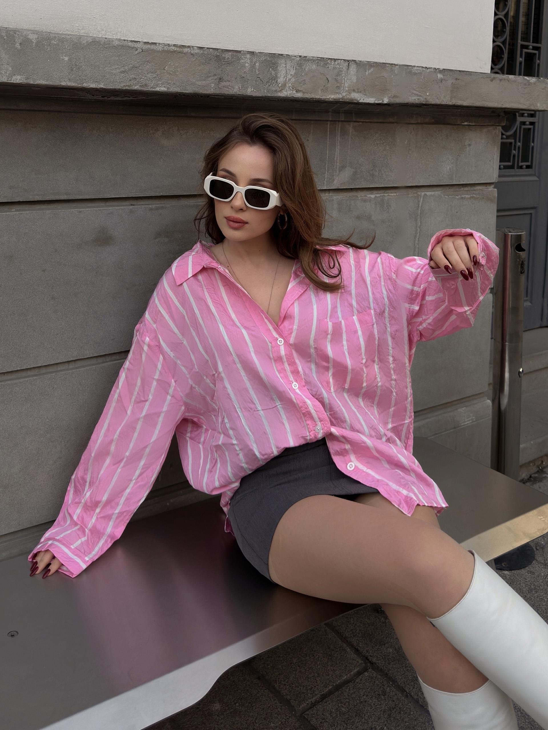 Oversize Çizgili Pembe Gömlek