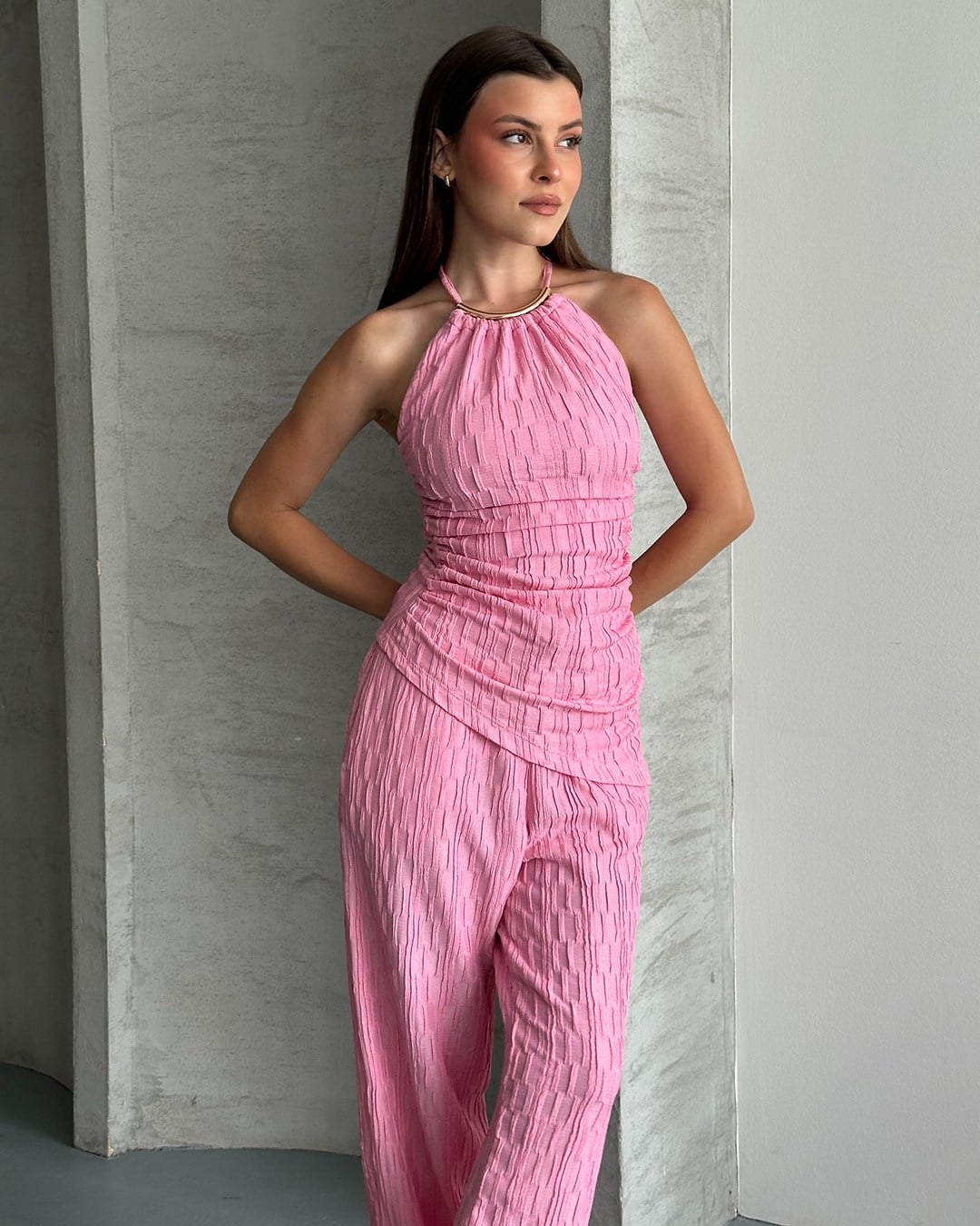 Pembe Bürümcük Halter Yaka Pantolon Takım