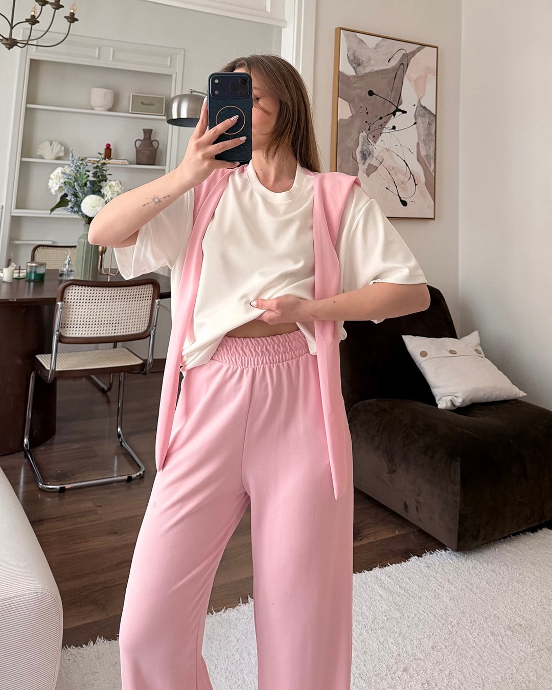 Pembe Fular Detaylı İkili Takım