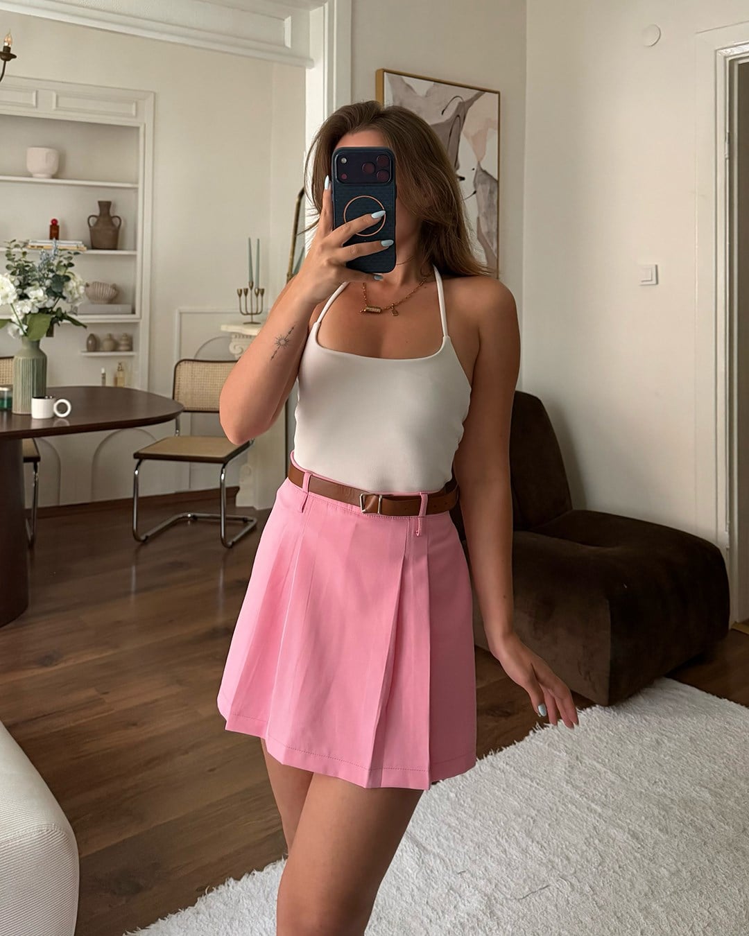Pembe Kemer Detaylı Şort Etek