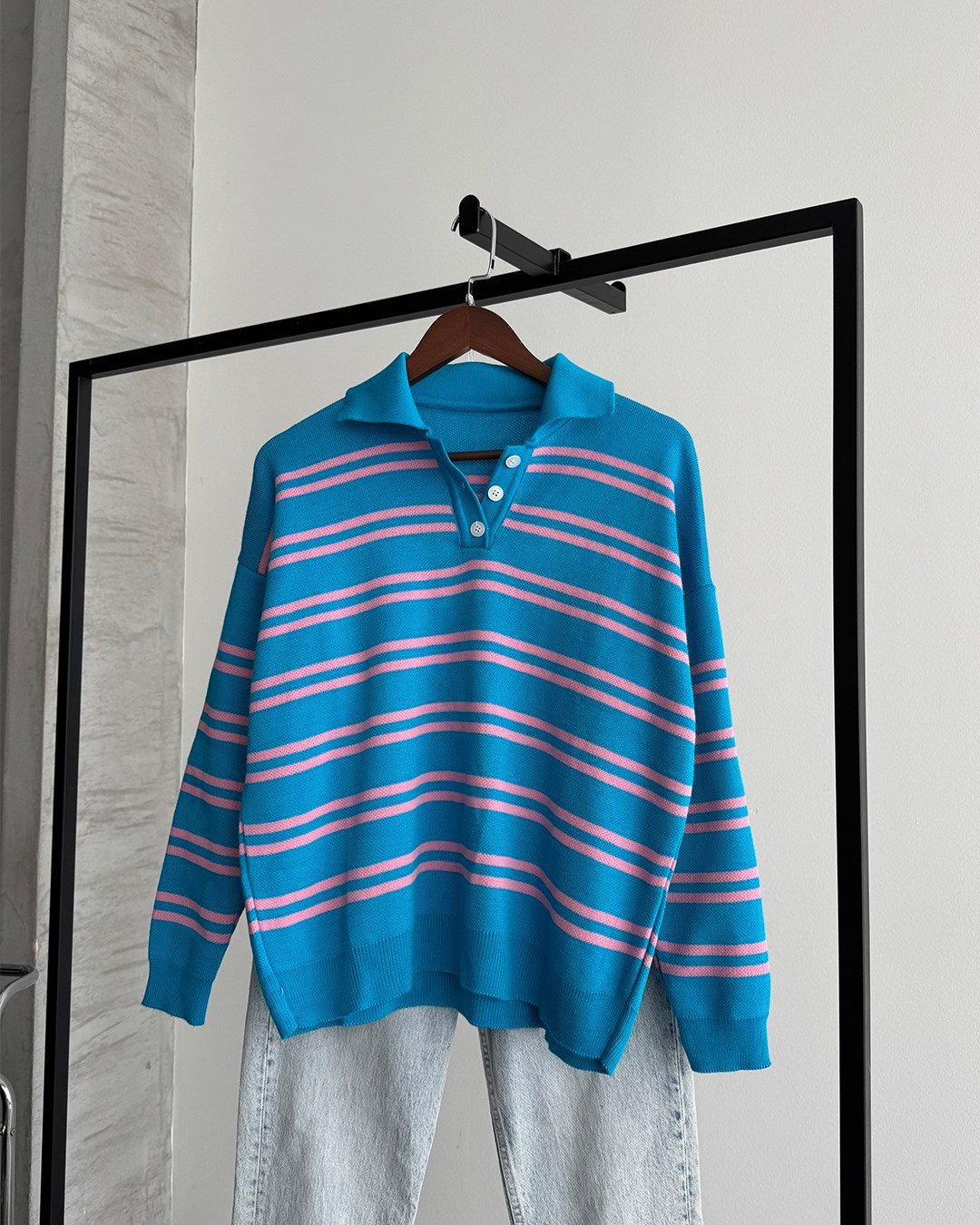 Polo Yaka Düğmeli Çizgili Oversize Mavi Triko Kazak