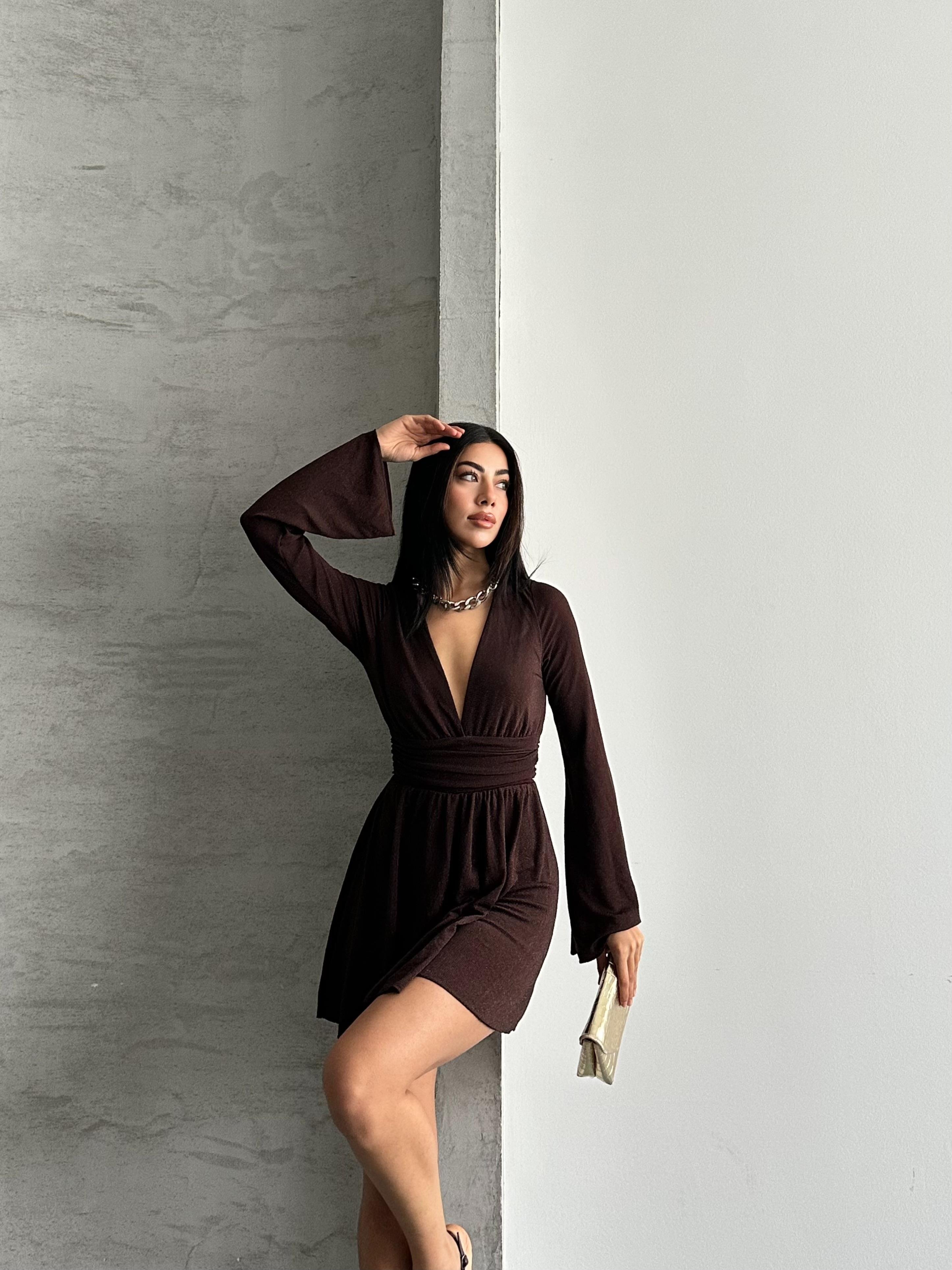 Sırt Bağlamalı Simli Kahverengi Mini Elbise