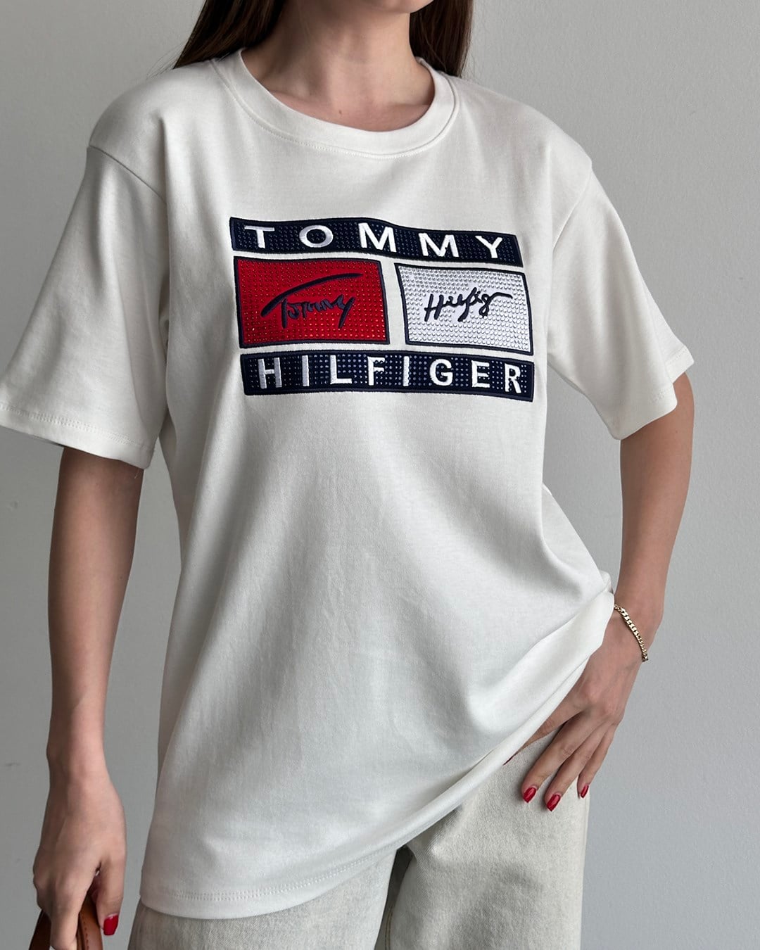 Tmy Beyaz Basic Tişört