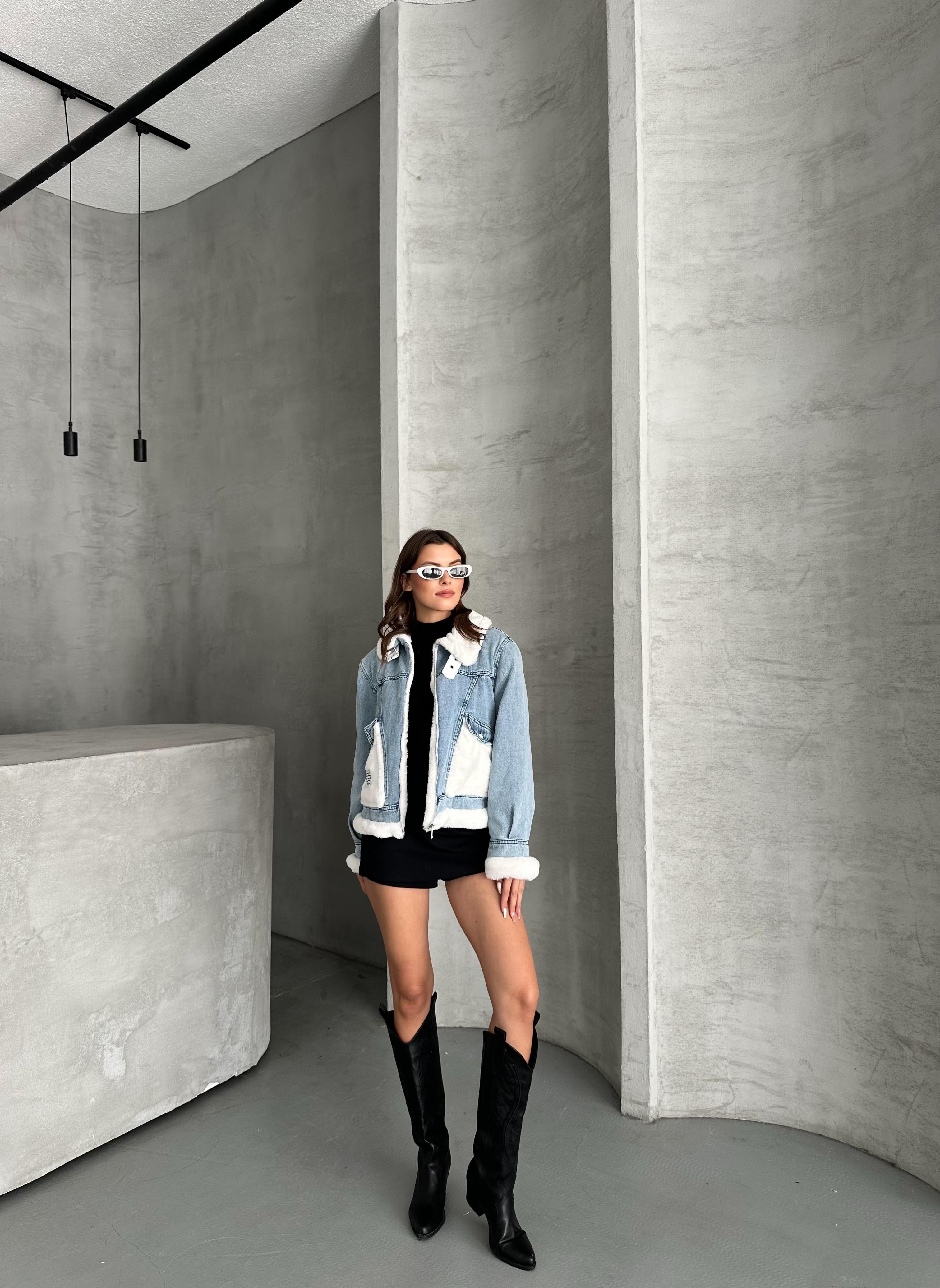 Yaka Kemerli Beyaz Cepli Kot Ceket