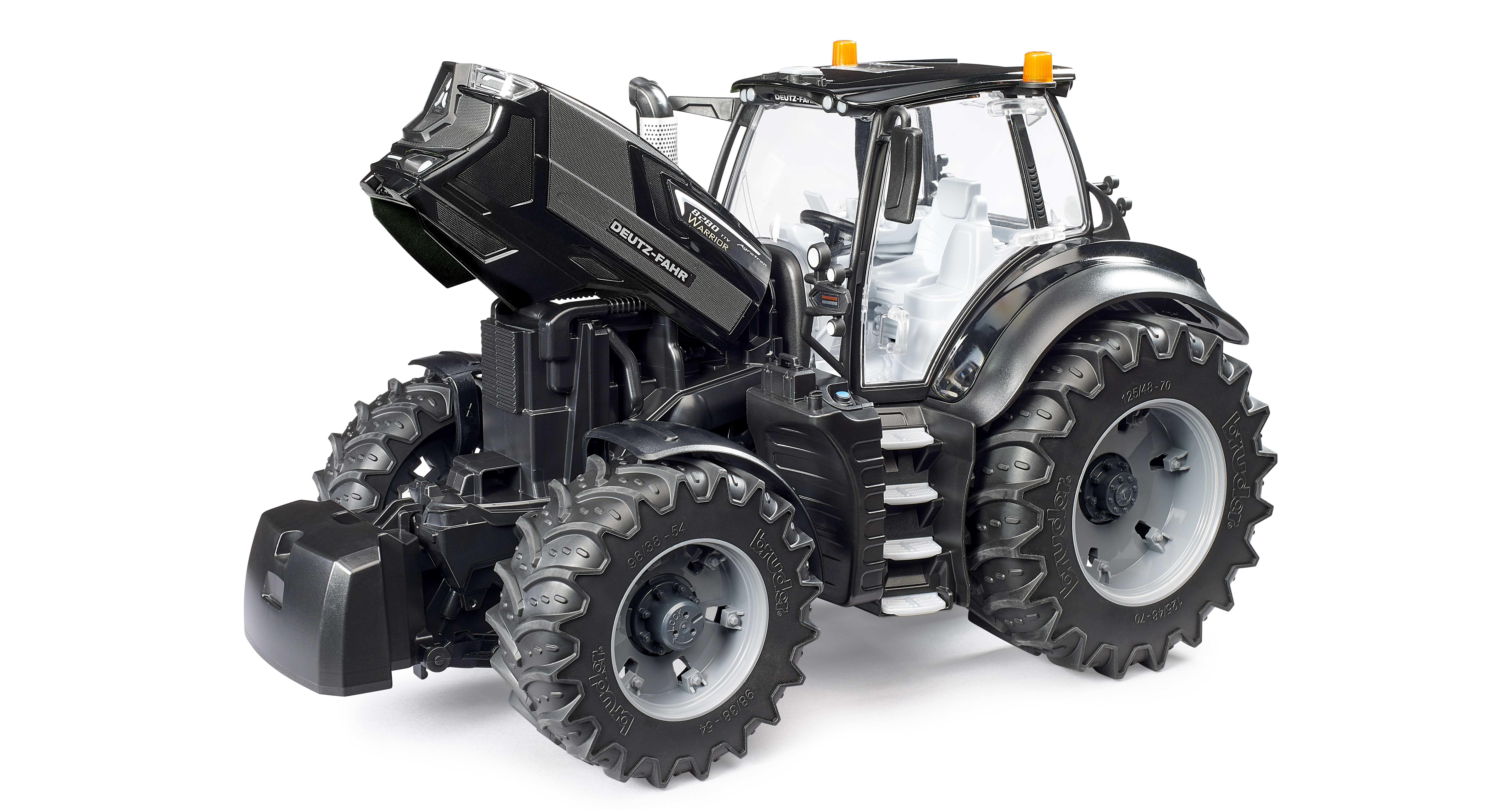 Bruder DEUTZ-FAHR 8280 TTV Warrior