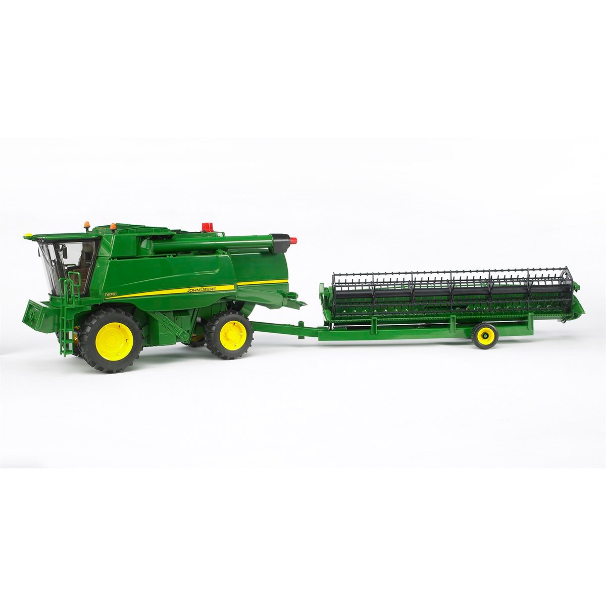 BRUDER John Deere Biçerdöver-BR02132