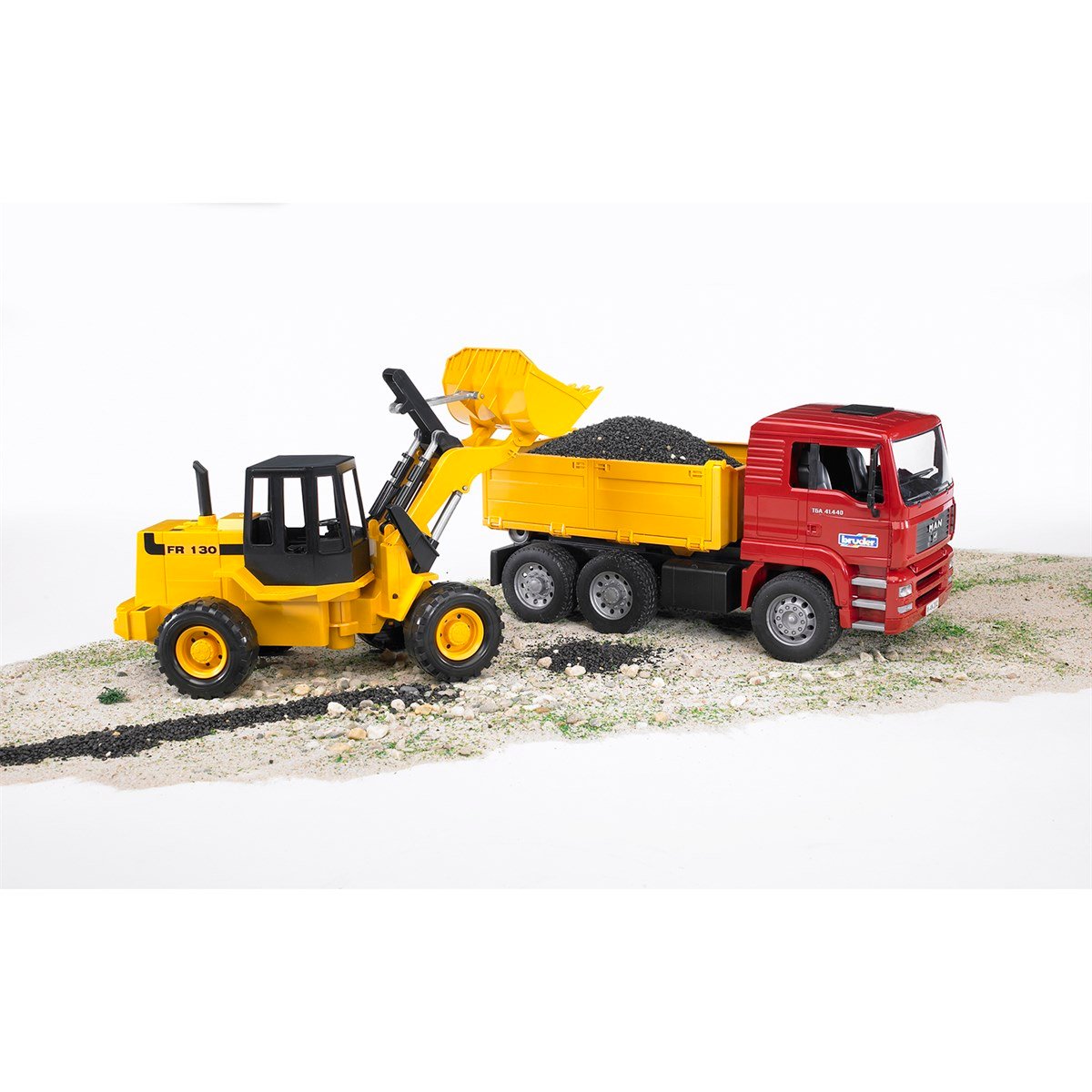 BRUDER Man Damperli Kamyon Ve Fr 130 Kepçe-BR02752
