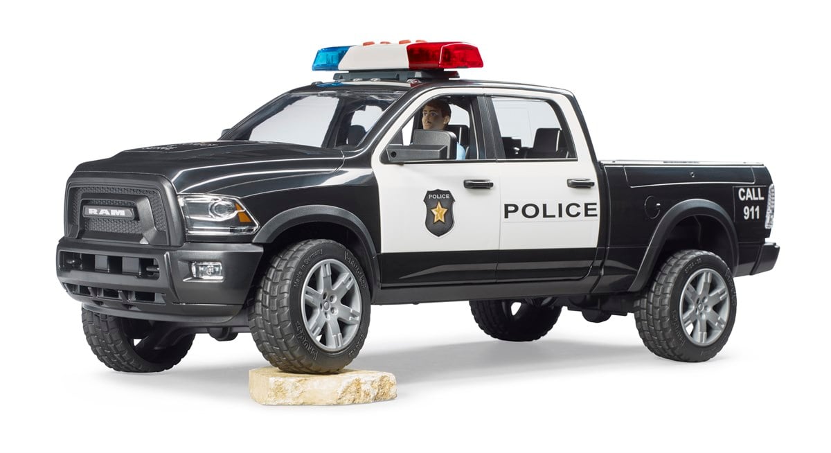 Ram 2500 Polis Araci Ve Memur