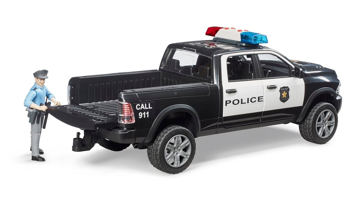 Ram 2500 Polis Araci Ve Memur