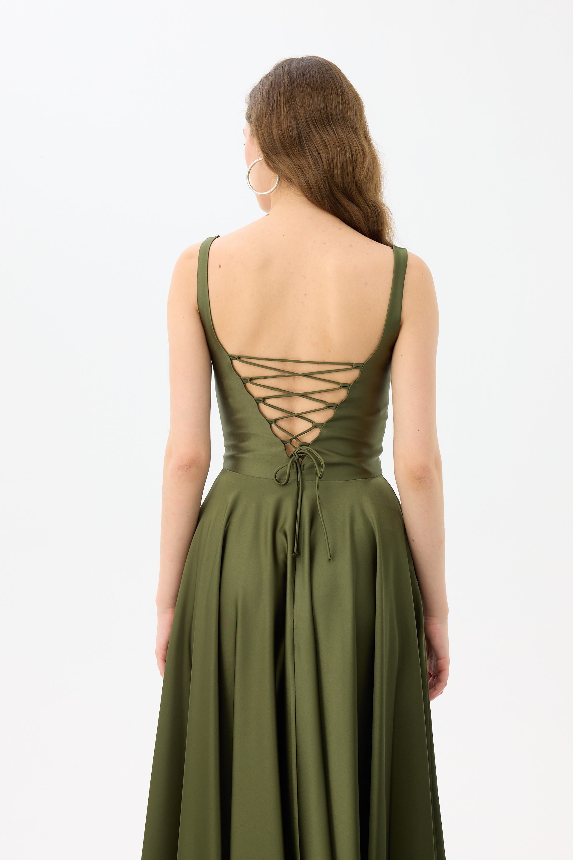 58131-12CARMENCarmen Haki Sırt Dekolteli Midi Saten Abiye Elbise