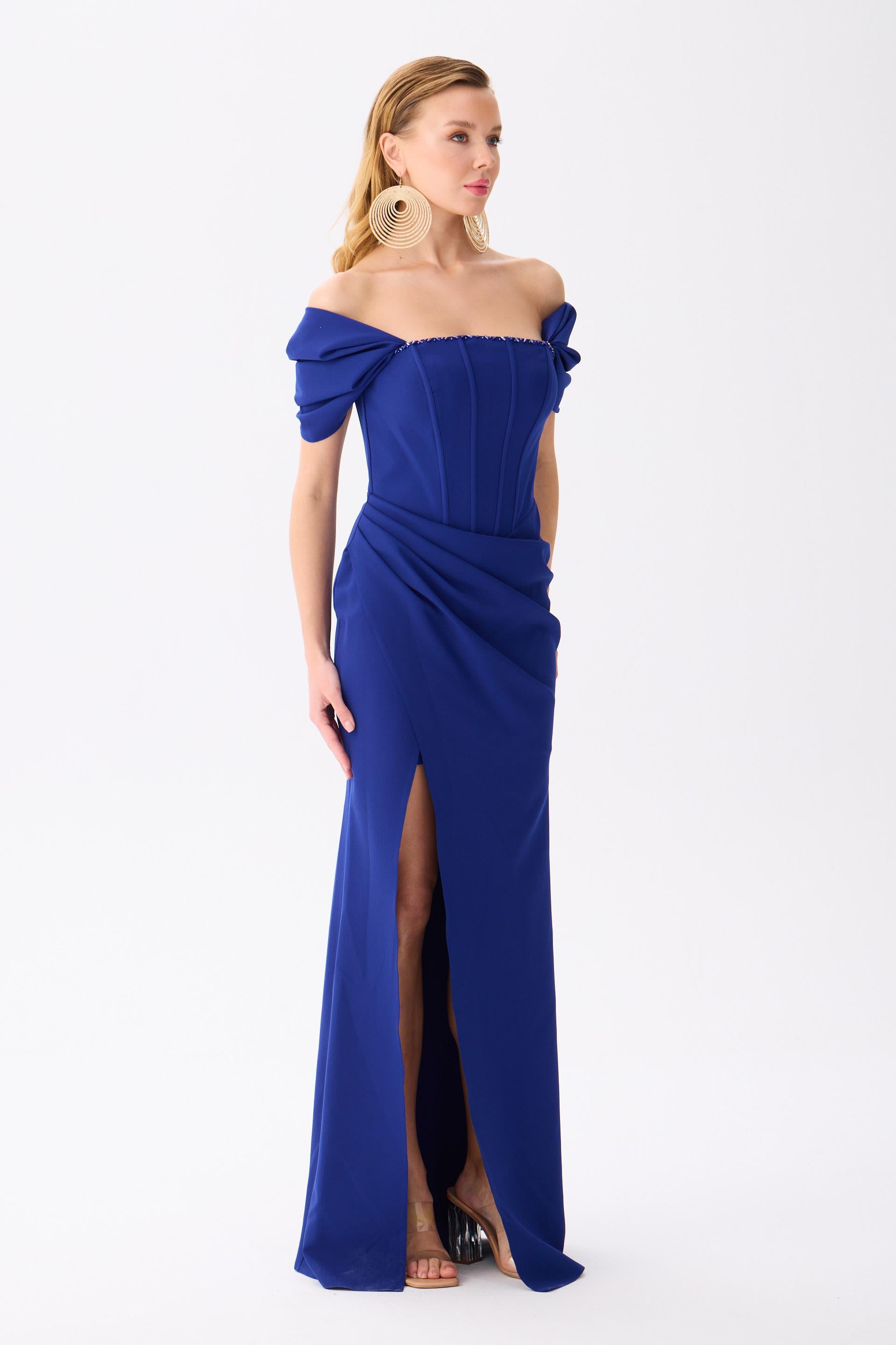 58502-25CARMENCarmen Saks Sırtı Bağlamalı Krep Abiye Elbise