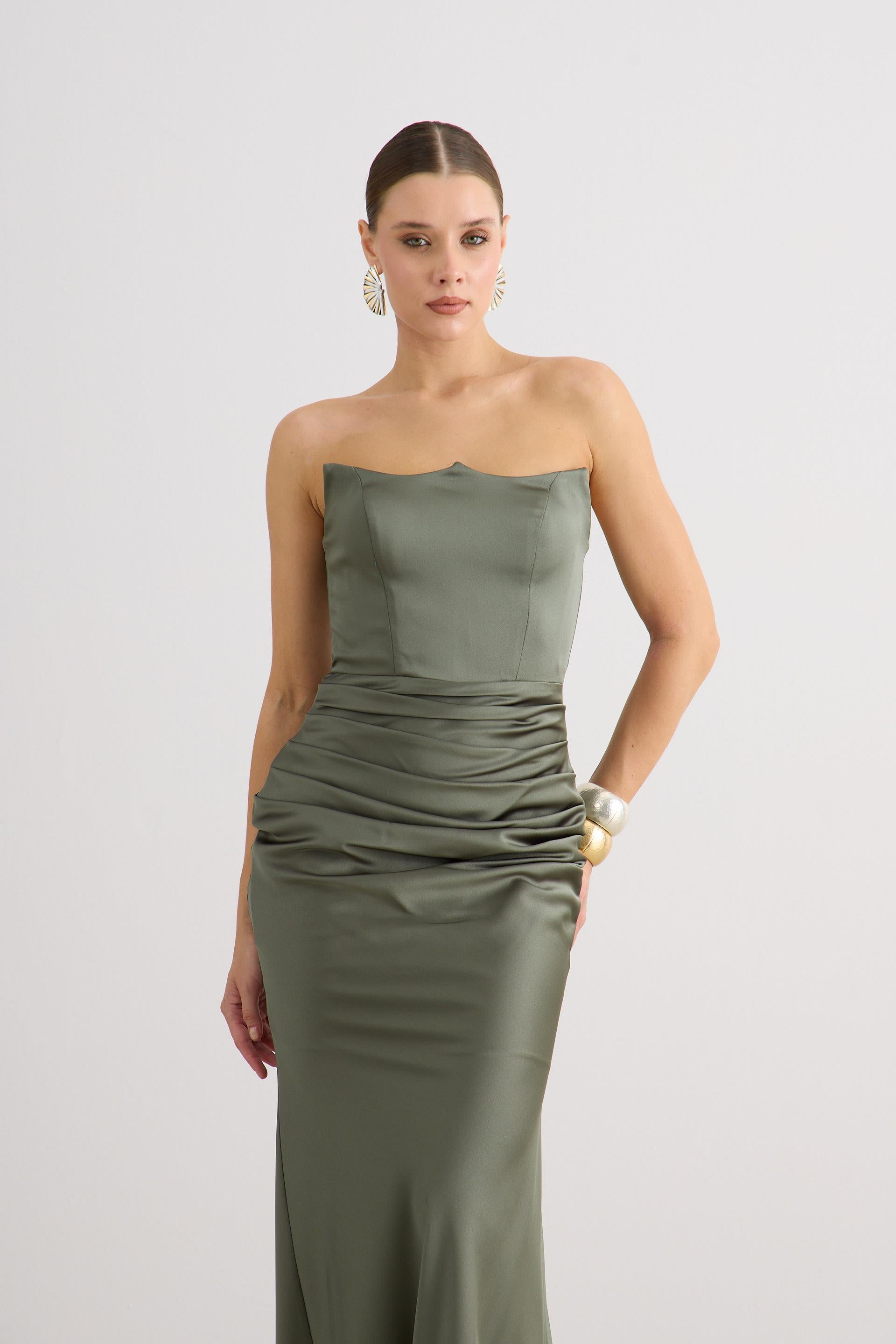 58565-12CARMENCarmen Haki Straplez Uzun Saten Abiye Elbise