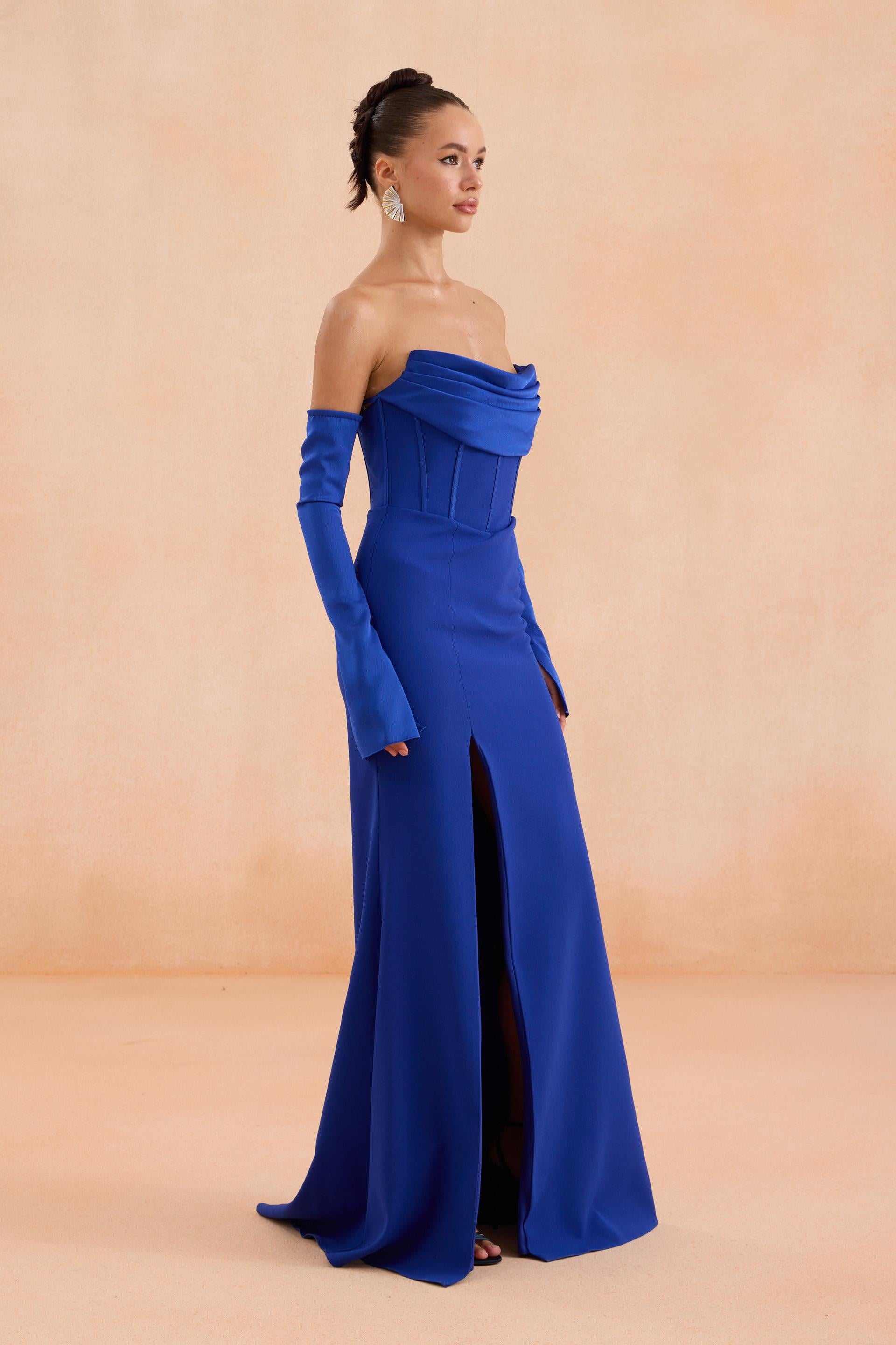 58571-25CARMENCarmen Saks Eldivenli Yırtmaçlı Krep Abiye Elbise
