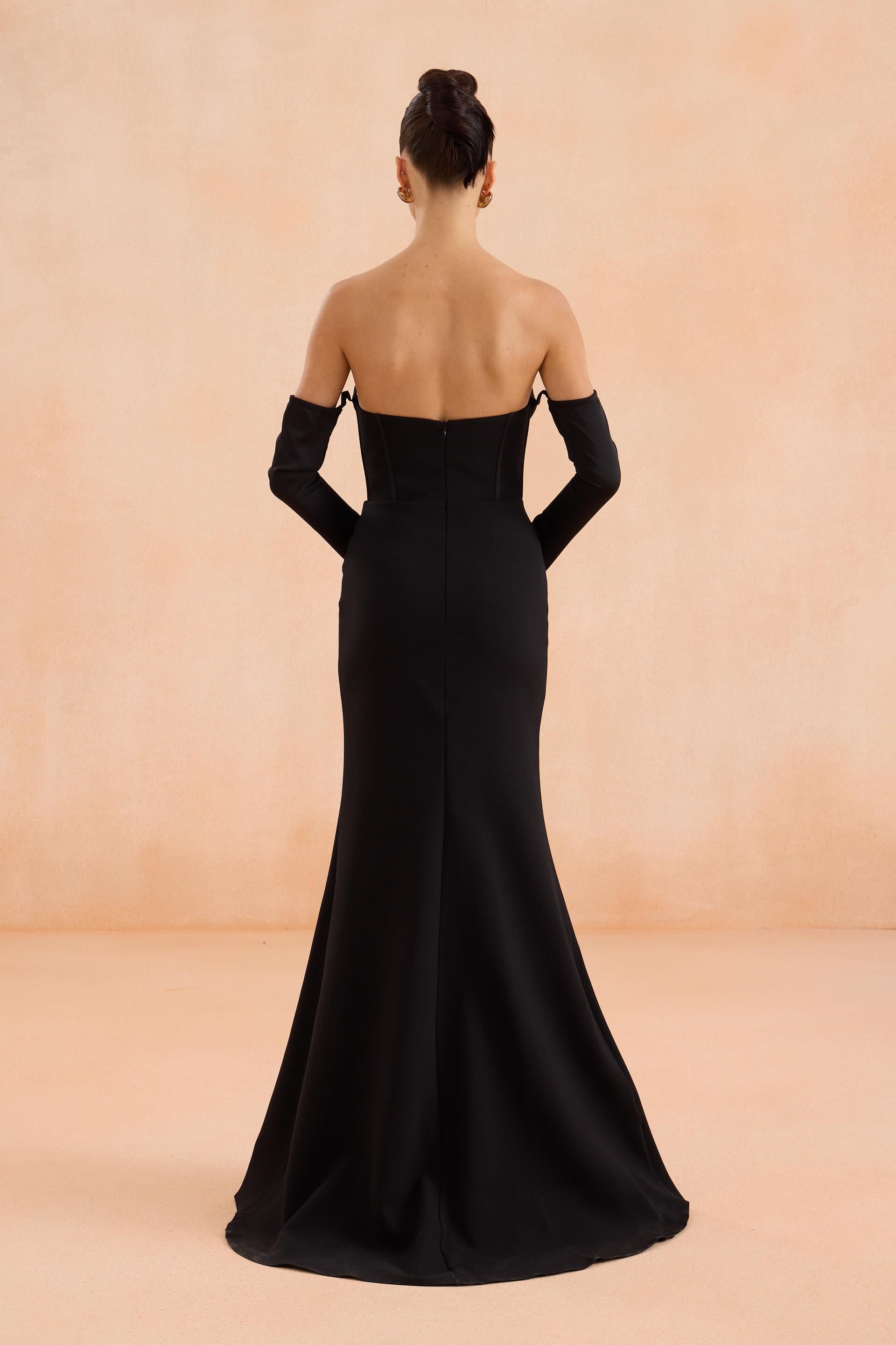 58571-27CARMENCarmen Siyah Eldivenli Yırtmaçlı Krep Abiye Elbise